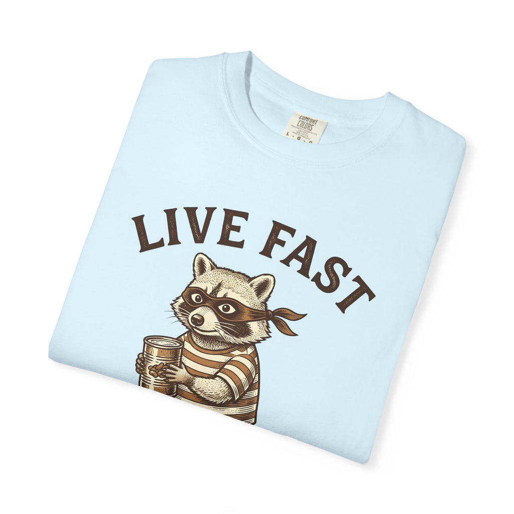 Raccoon Graphic Shirt Funny Animal Gift Women Vintage Tee Trash Panda T-Shirt Humor Fan Distressed Graphic Retro Comic Animal Tshirt