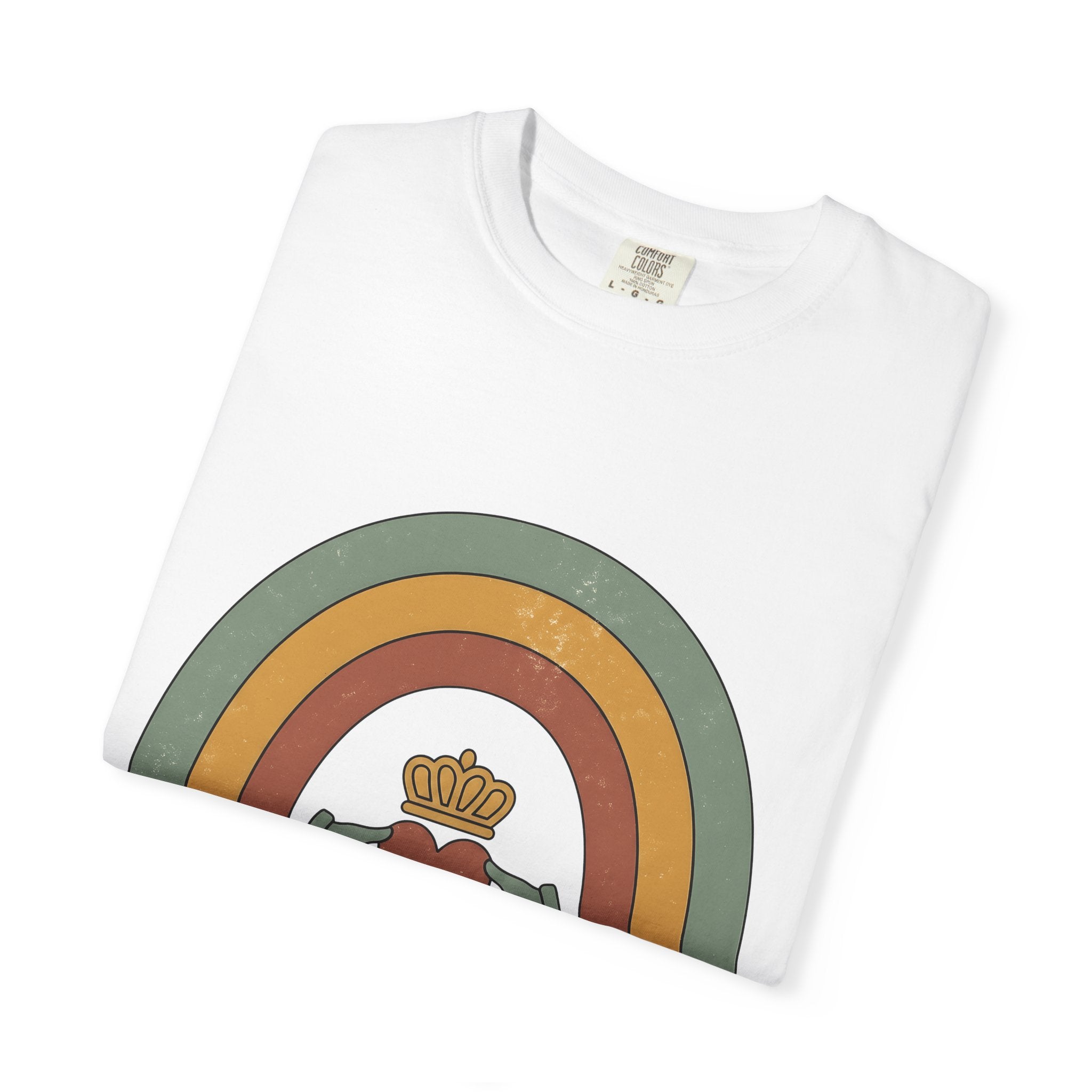 Claddagh Rainbow Shirt St Patrick's Day Celtic Gift Women Bohemian Tee Shamrock T-Shirt Luck Fan Celtic Knot Graphic Tshirt Retro Tiara
