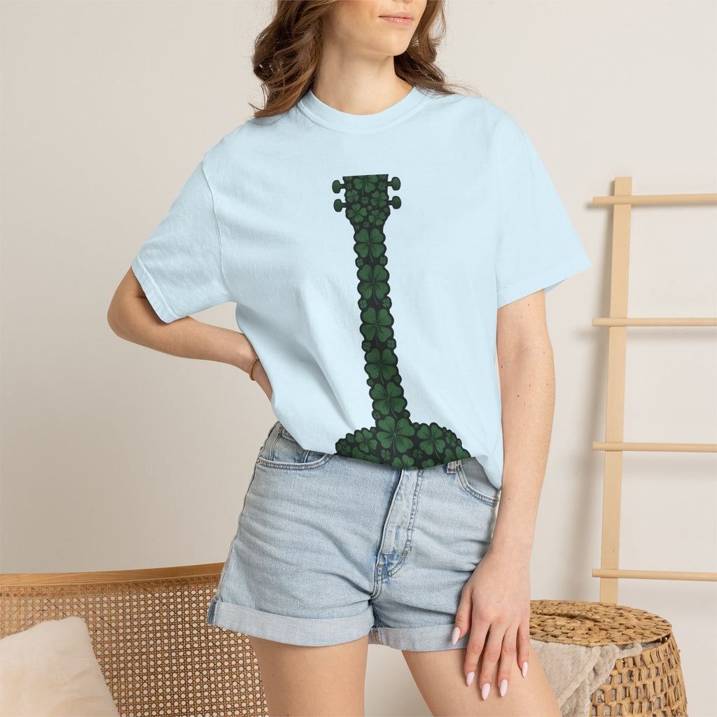 Shamrock Guitar Shirt St Patrick's Day Sound Gift Women Doodle Tee Guitar T-Shirt Luck Fan Hand Drawn Tshirt Music Graphic Cartoon Clovers