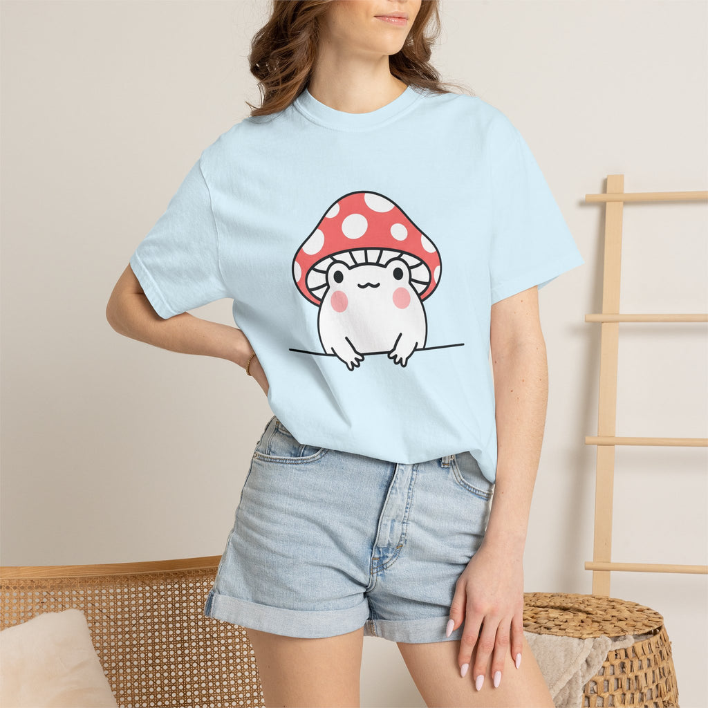 Frog Mushroom Shirt Easter Vintage Gift Women Playful Tee Toadstool T-Shirt Easter Fan Retro Tshirt Antique Graphic Sleek Speckles Tshirt