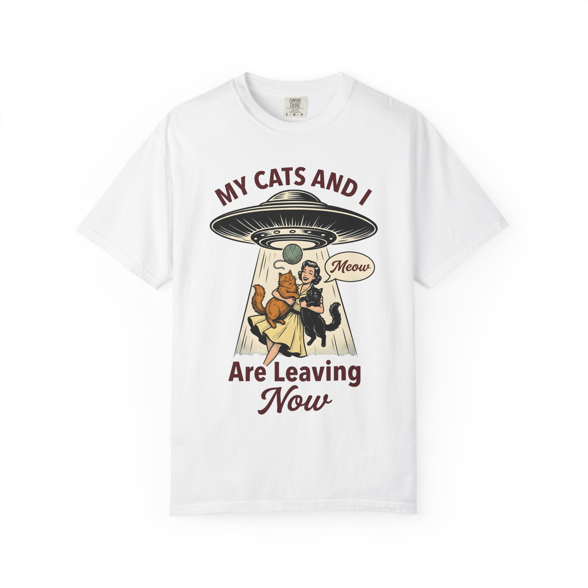 Woman Feline Spaceship Shirt Cat Universe Gift Women Line Art Tee Kitty Astronaut T-Shirt Feline Fan Illustrated Graphic Tshirt Minimalist