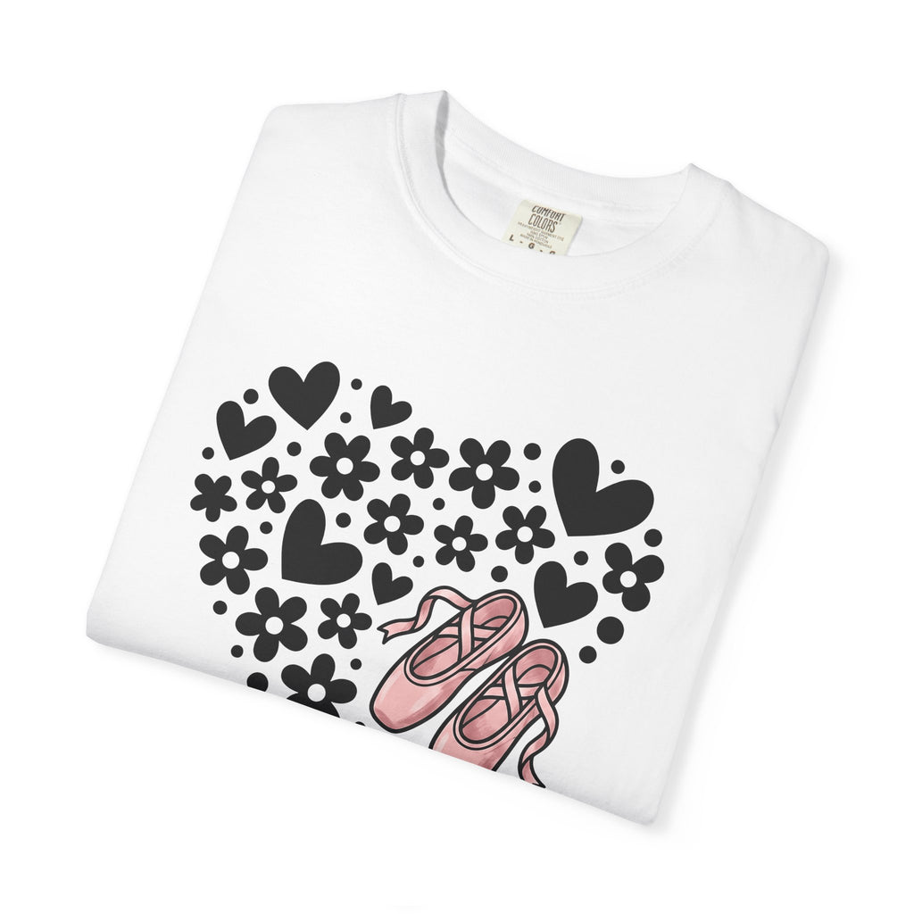 Ballet Shoes Shirt Moms Dance Gift Women Cute Tee Pointe Shoes T-Shirt Mother Enthusiast Adorable Tshirt Dancing Graphic Hand Drawn Heart