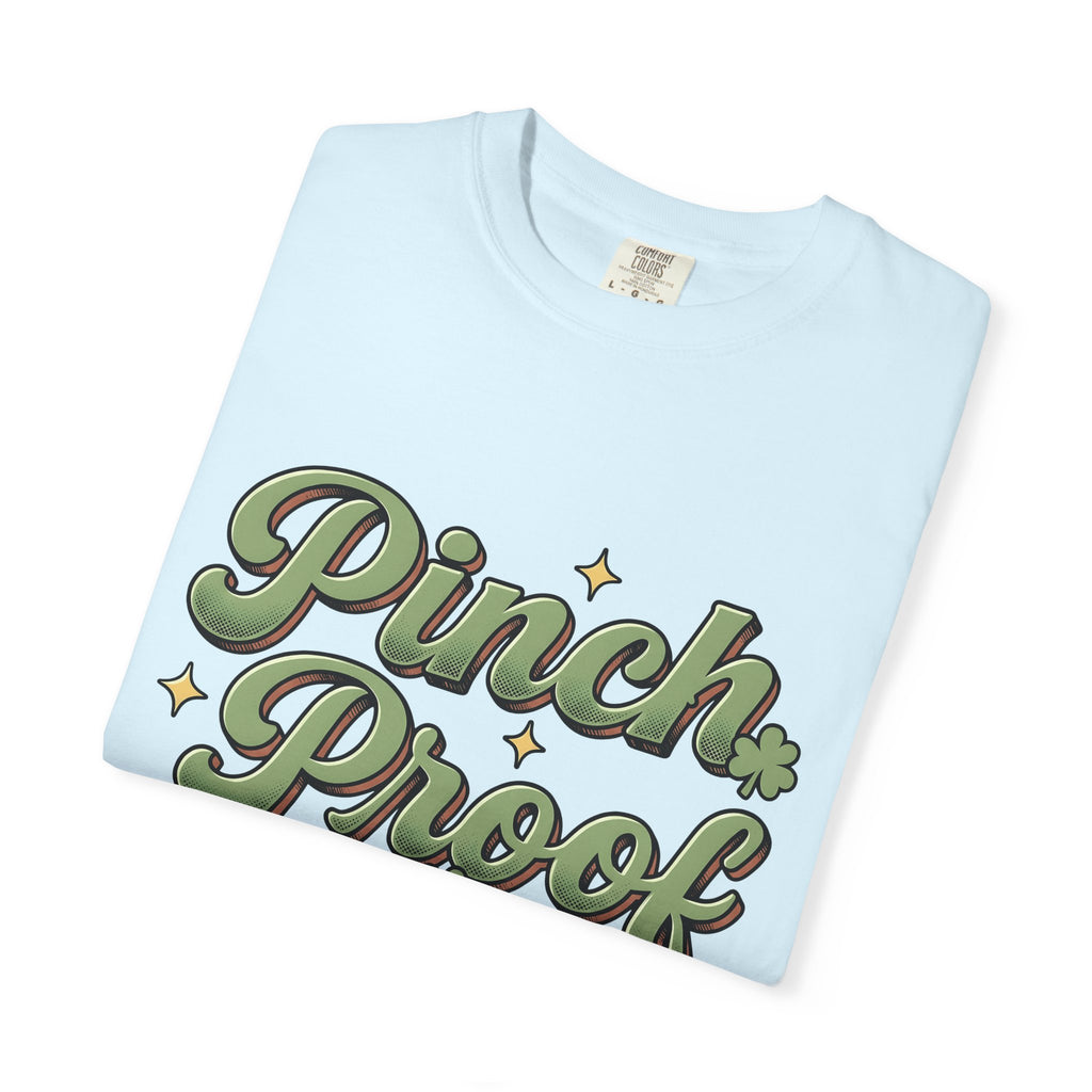 Clover Design Shirt St. Patrick's Day Seasonal Gift Women Classic Tee Shamrock T-Shirt Luck Fan Vintage Tshirt Holiday Graphic Distressed