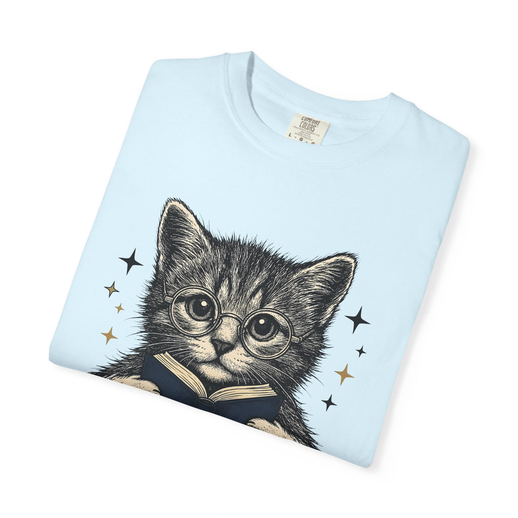 Cat Reading Shirt Cat Novels Gift Women Cartoon Tee Kitten T-Shirt Feline Fan Comic Tshirt Book Graphic Antique Reading Glasses Tshirt