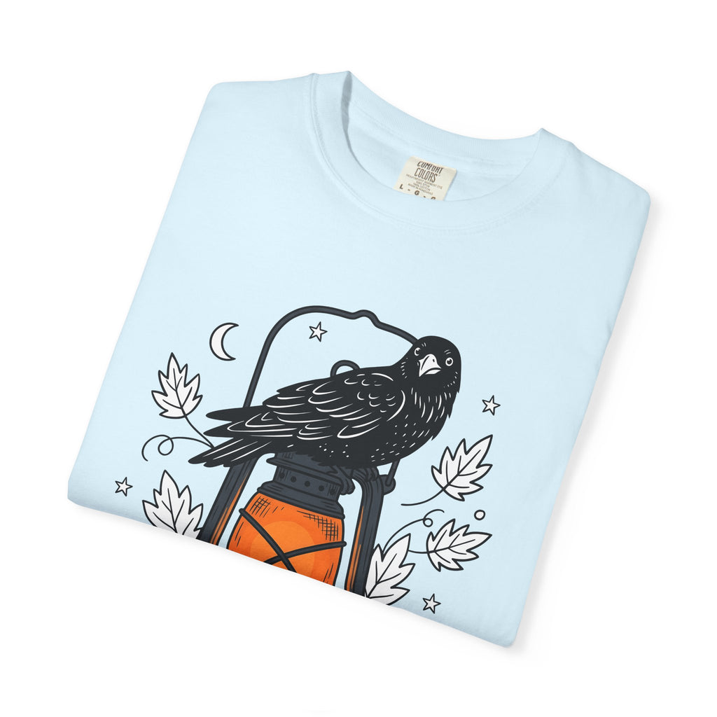 Blackbird Lantern Shirt Halloween Eerie Gift Women Flat Graphic Tee Lantern T-Shirt Spooky Fan Spooky Graphic Tshirt Rustic Fall Leaves