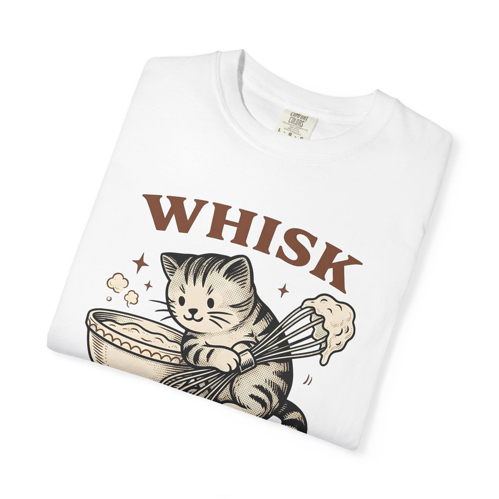 Baking Cat Shirt Cat Baking Gift Women Vintage Tee Kitty T-Shirt Cat Fan Retro Tshirt Pastry Graphic Hand Drawn Mixing Bowl Tshirt