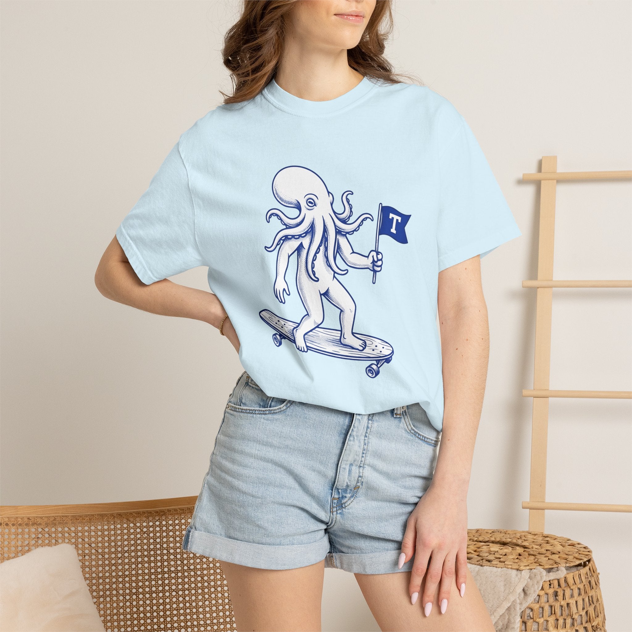 Octopus Cruiser Shirt Animals Aquatic Gift Women Doodle Tee Octopus T-Shirt Wildlife Fan Squid Graphic Tshirt Old School Flag Tshirt