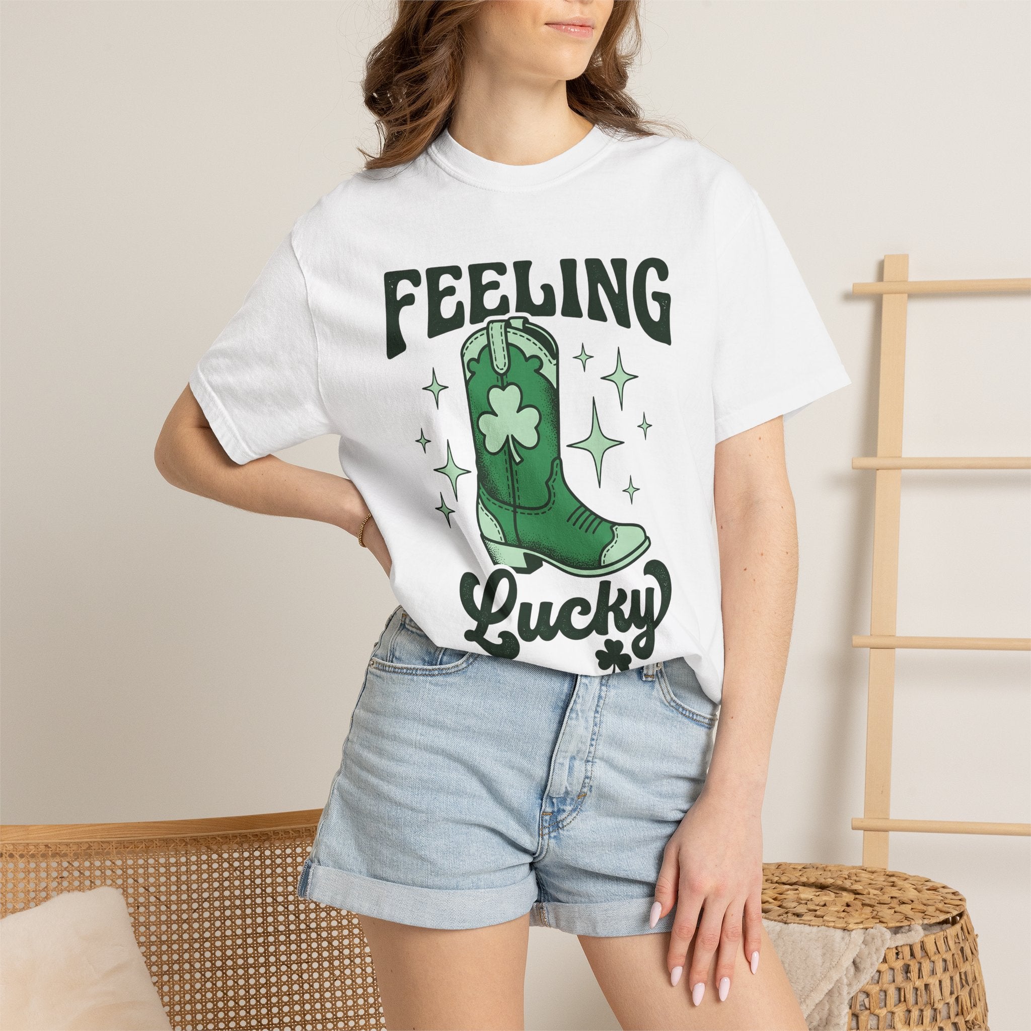 Leather Boot Shirt St. Patrick's Day Ranch Gift Women Retro Tee Boot T-Shirt Luck Fan Vintage Tshirt Farmhouse Graphic Traditional Four Leaf