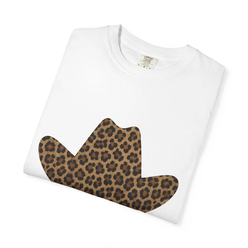 Spotted Cowboy Hat Shirt Animal Print Rustic Gift Women Graphic Tee Cowboy Hat T-Shirt Leopard Fan Graphic Tshirt Country Design