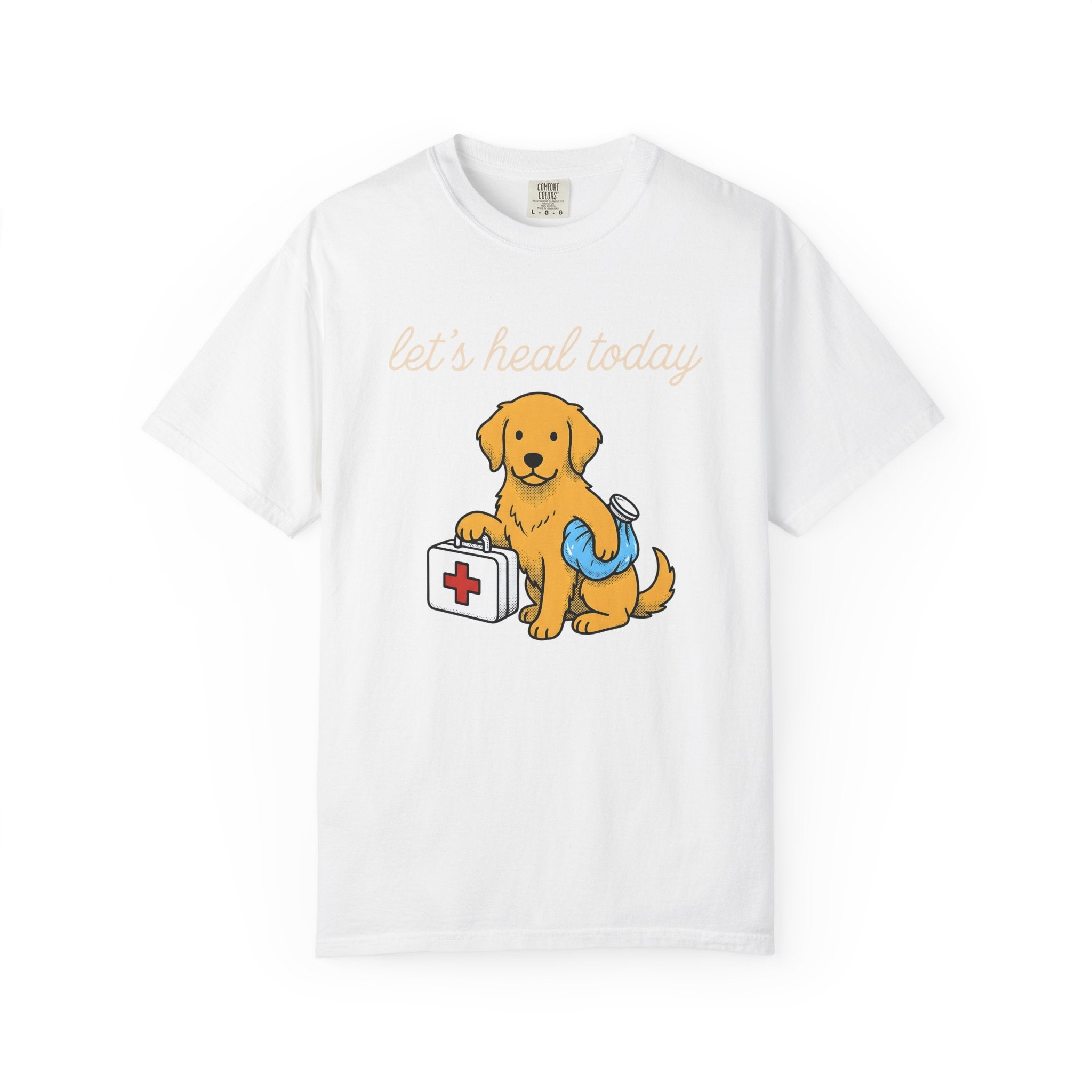 Golden Retriever Shirt Nurses Dog Gift Women Cartoon Tee Retriever T-Shirt Nurse Enthusiast Caricature Tshirt Dog Graphic Hand Drawn Medical