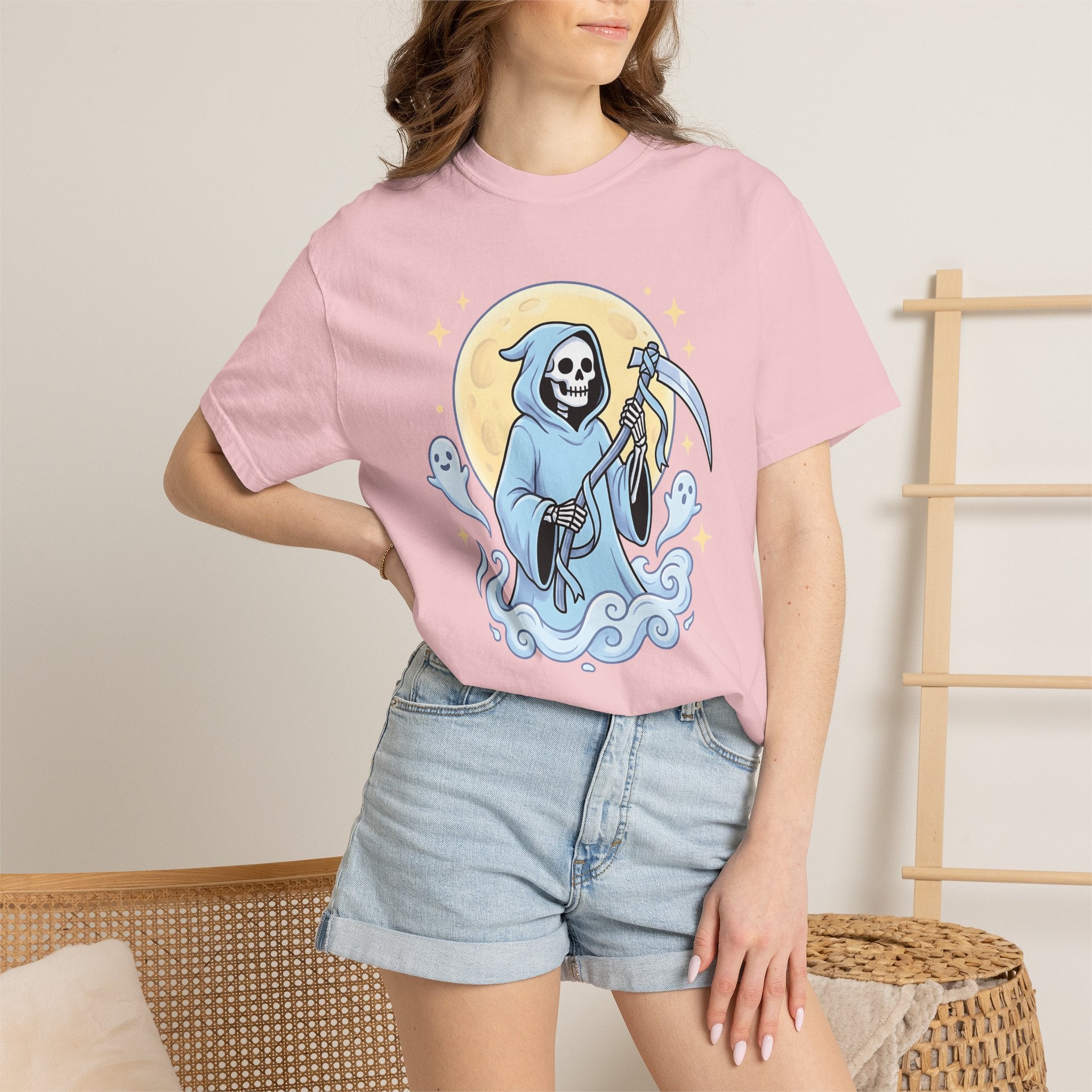 Dark Grim Reaper Shirt Cute Event Gift Women Graphic Tee Reaper T-Shirt Kawaii Fan Illustration Design Party Tshirt Anime Wraith Tshirt