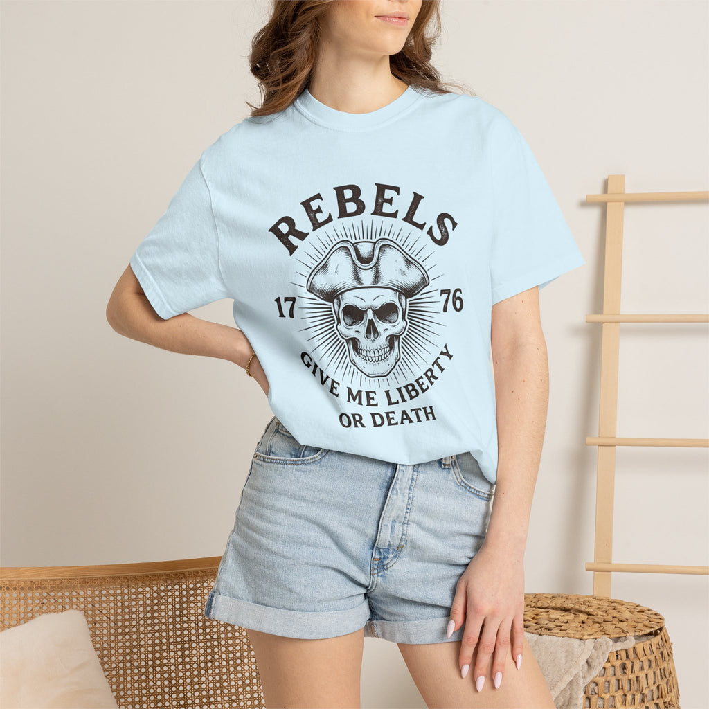 Skull Colonial Hat Shirt America Freedom Gift Women Hand Drawn Tee Skull Hat T-Shirt Patriot Fan Hand Drawn Tshirt Liberty Graphic Sketch