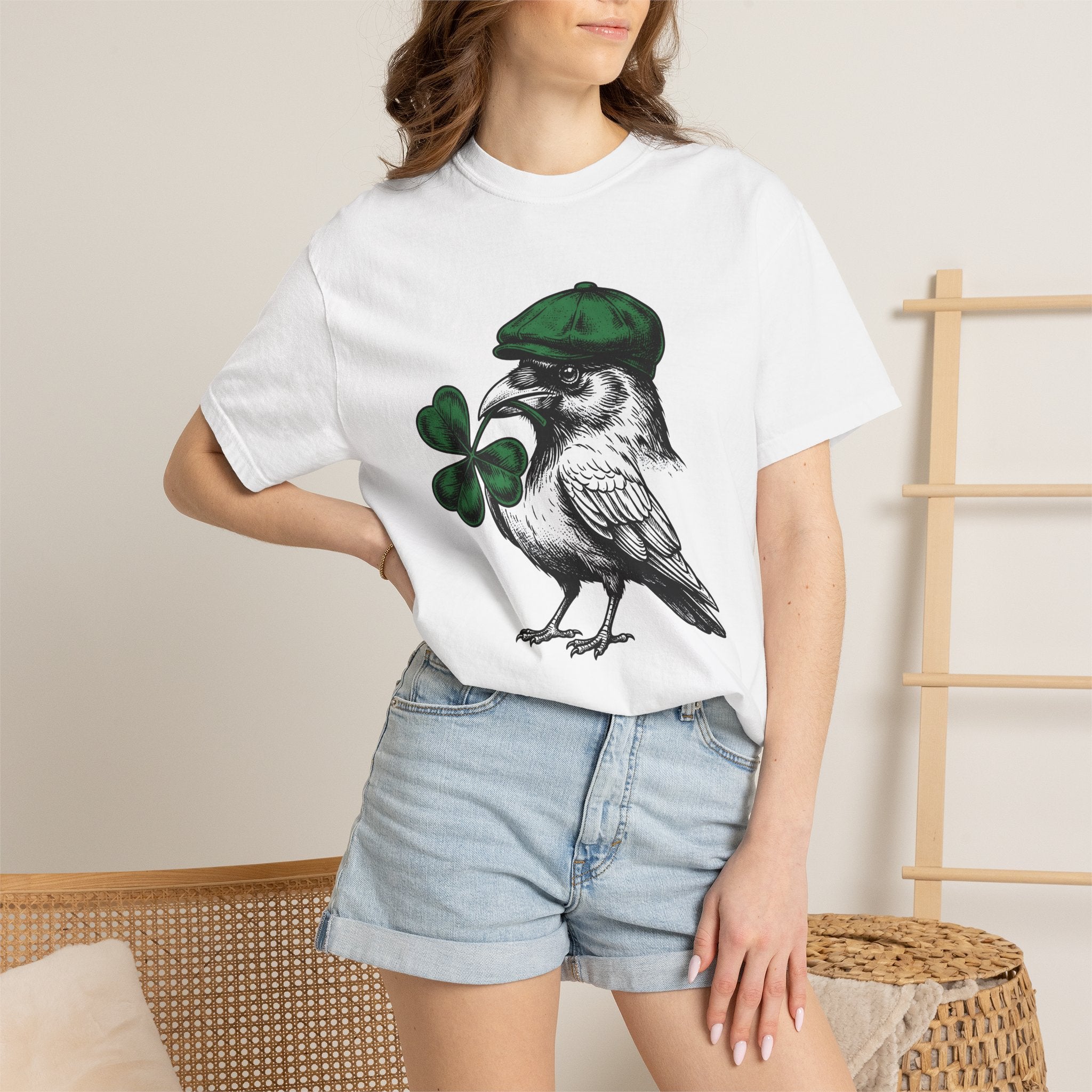 Raven Clover Shirt St Patrick's Day Celtic Gift Women Retro Tee Clover T-Shirt Shamrock Fan Vintage Tshirt Celtic Graphic Sketch Newsboy Hat