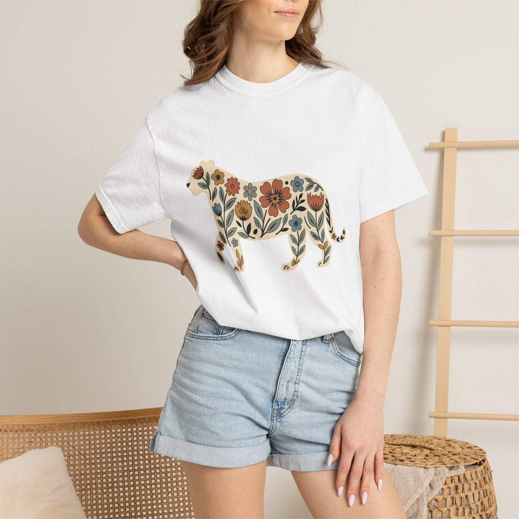 Flower Tiger Shirt Animals Outdoors Gift Women Hippie Tee Tiger Lily T-Shirt Wildlife Fan Boho Tshirt Nature Graphic Tribal Garden Flowers