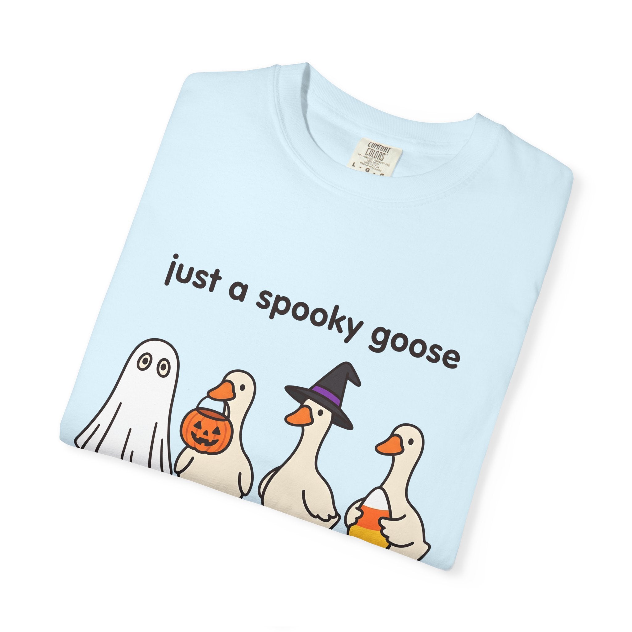 Geese Pack Shirt Halloween Creatures Gift Women Cartoonish Tee Flock T-Shirt Horror Fan Spooky Tshirt Beast Graphic Basic Trick-Or-Treat