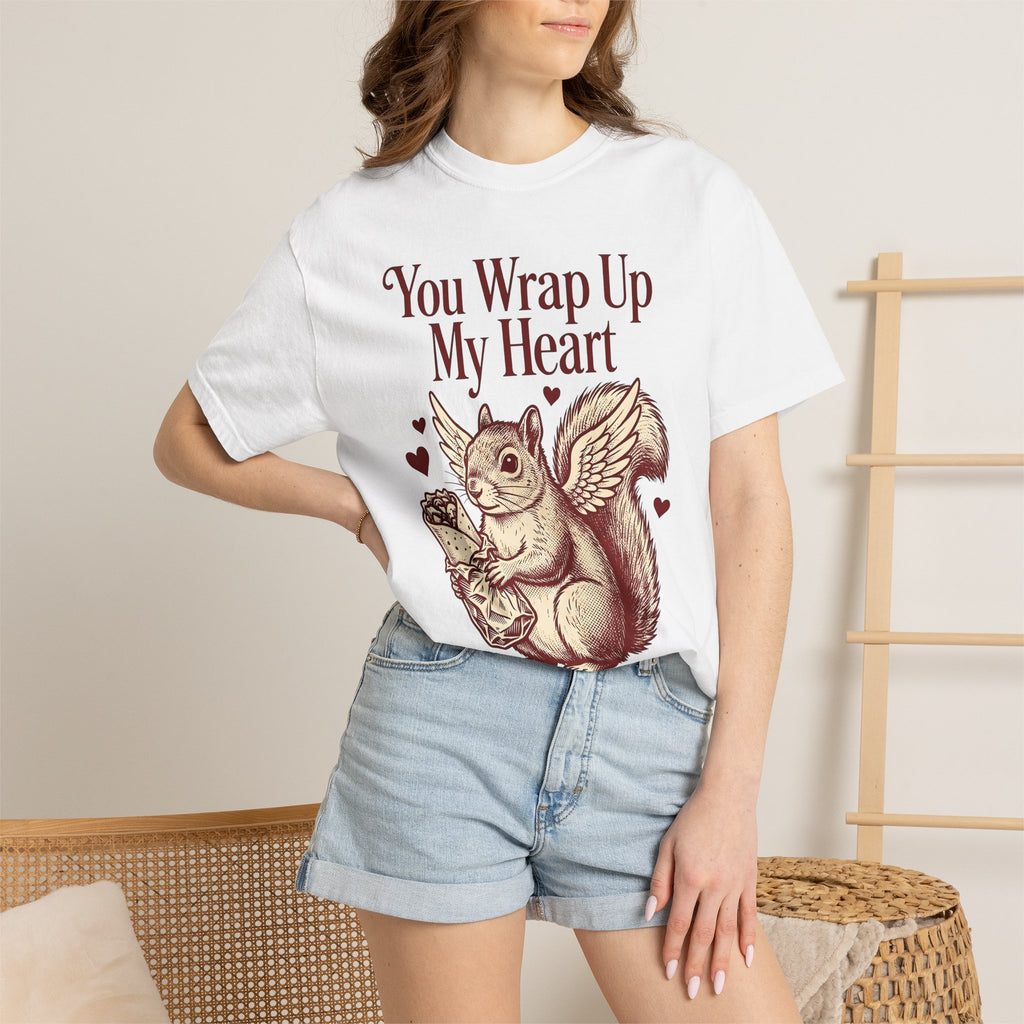 Winged Squirrel Shirt Valentine's Day Animal Gift Women Vintage Tee Flying Squirrel T-Shirt Valentine Fan Retro Tshirt Animal Graphic Hand