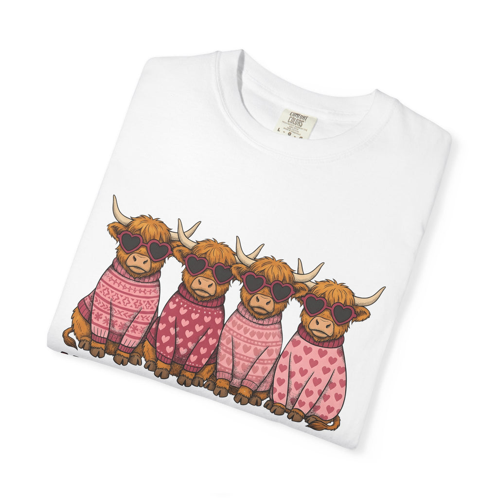 Highland Cattle Shirt St. Valentine's Day Pets Gift Women Cartoon Style Tee Cow T-Shirt Valentine Fan Cartoony Tshirt Animal Graphic