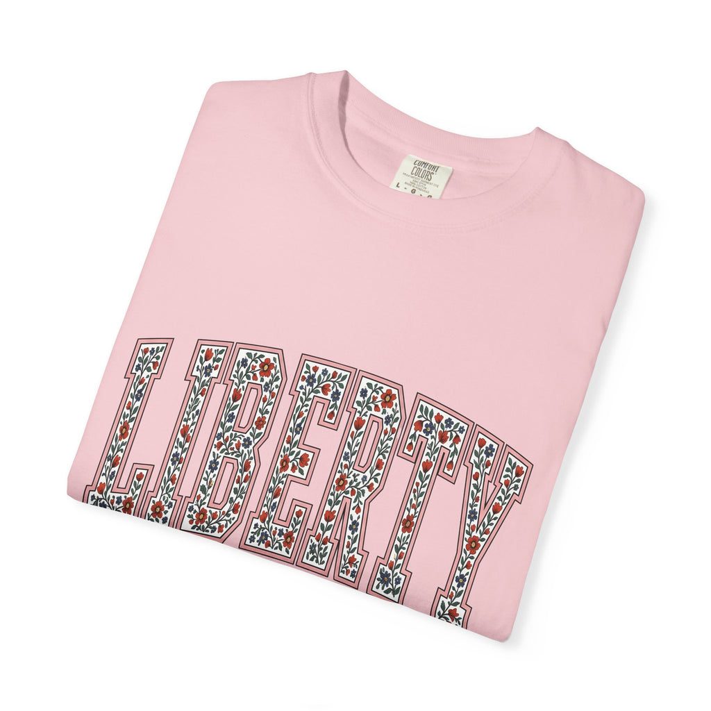 Flower Varsity Letters Shirt America Flag Gift Women Retro Tee Floral Varsity T-Shirt American Enthusiast Vintage Tshirt Banner Graphic