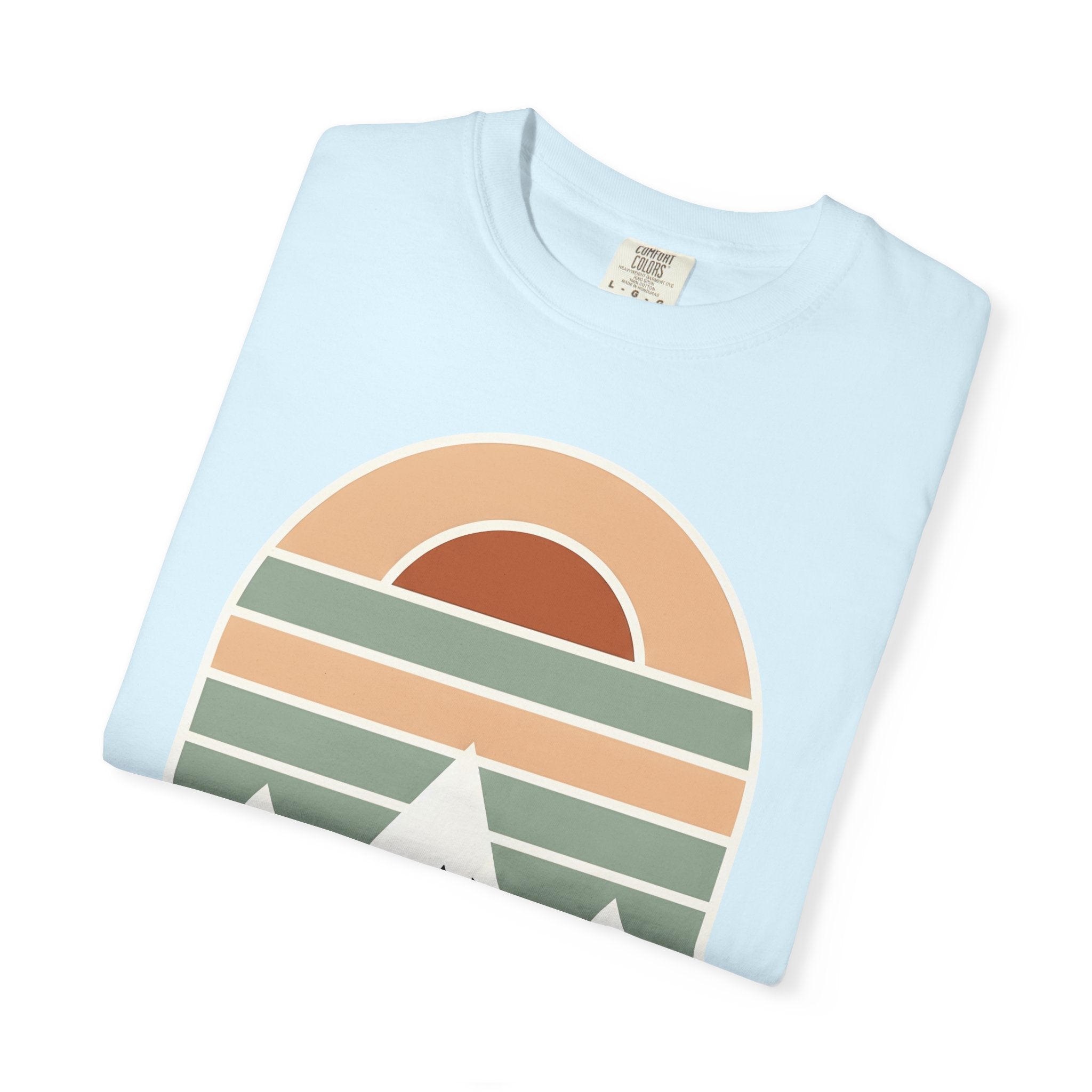 Mountain Twilight Shirt Nature Adventure Gift Women Flat Tee Mountains T-Shirt Outdoors Enthusiast Minimalist Tshirt Exploration Graphic