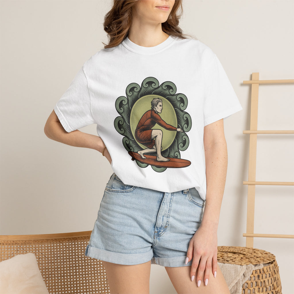 Surfer Shirt Sports Shore Gift Women Hand Drawn Tee Kitesurfer T-Shirt Athlete Fan Illustrated Tshirt Coastal Graphic Line Art Sea Waves