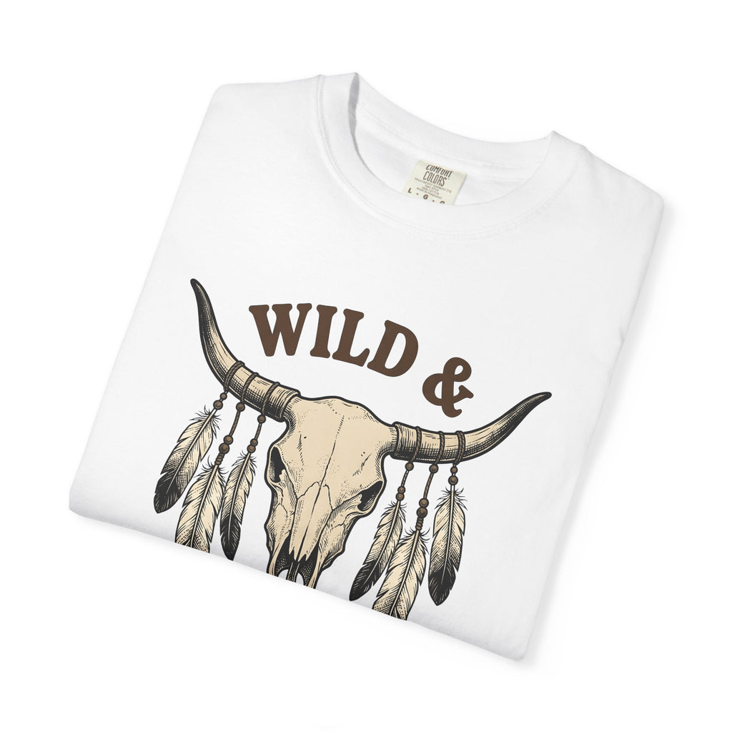 Cattle Skull Shirt Cowgirl Country Gift Women Southwestern Tee Bull Skull T-Shirt Rodeo Fan Western Tshirt Country Graphic Hand Drawn Wings