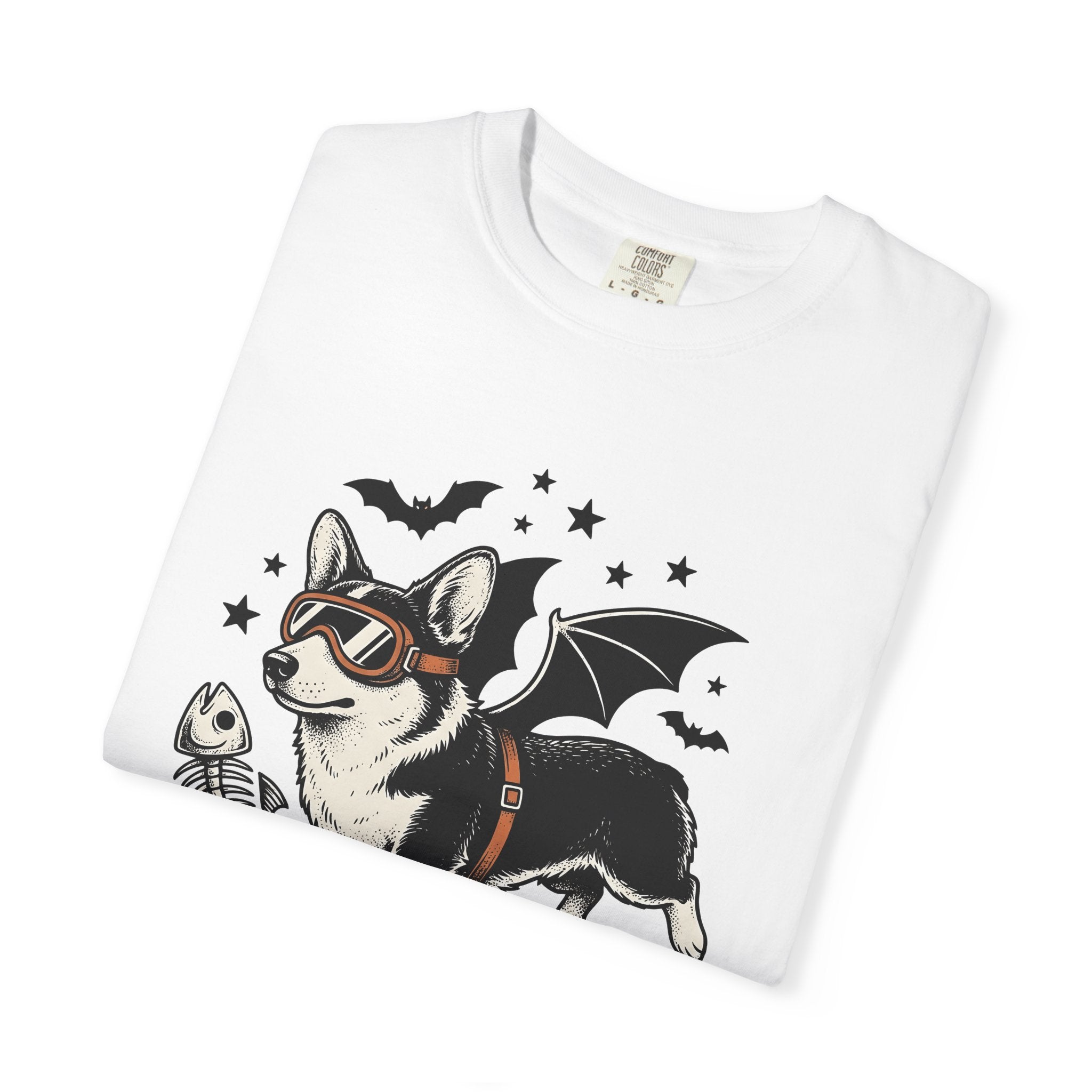Corgi Bat Wings Shirt Halloween Animal Gift Women Neo Traditional Tee Pembroke Welsh Corgi T-Shirt Spooky Fan Tattoo Tshirt Creature Graphic