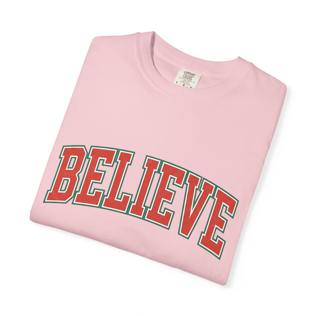 Varsity Block Text Shirt Christmas Holiday Gift Women Bold Tee Lettering T-Shirt Xmas Fan Typography Tshirt Seasonal Graphic Retro