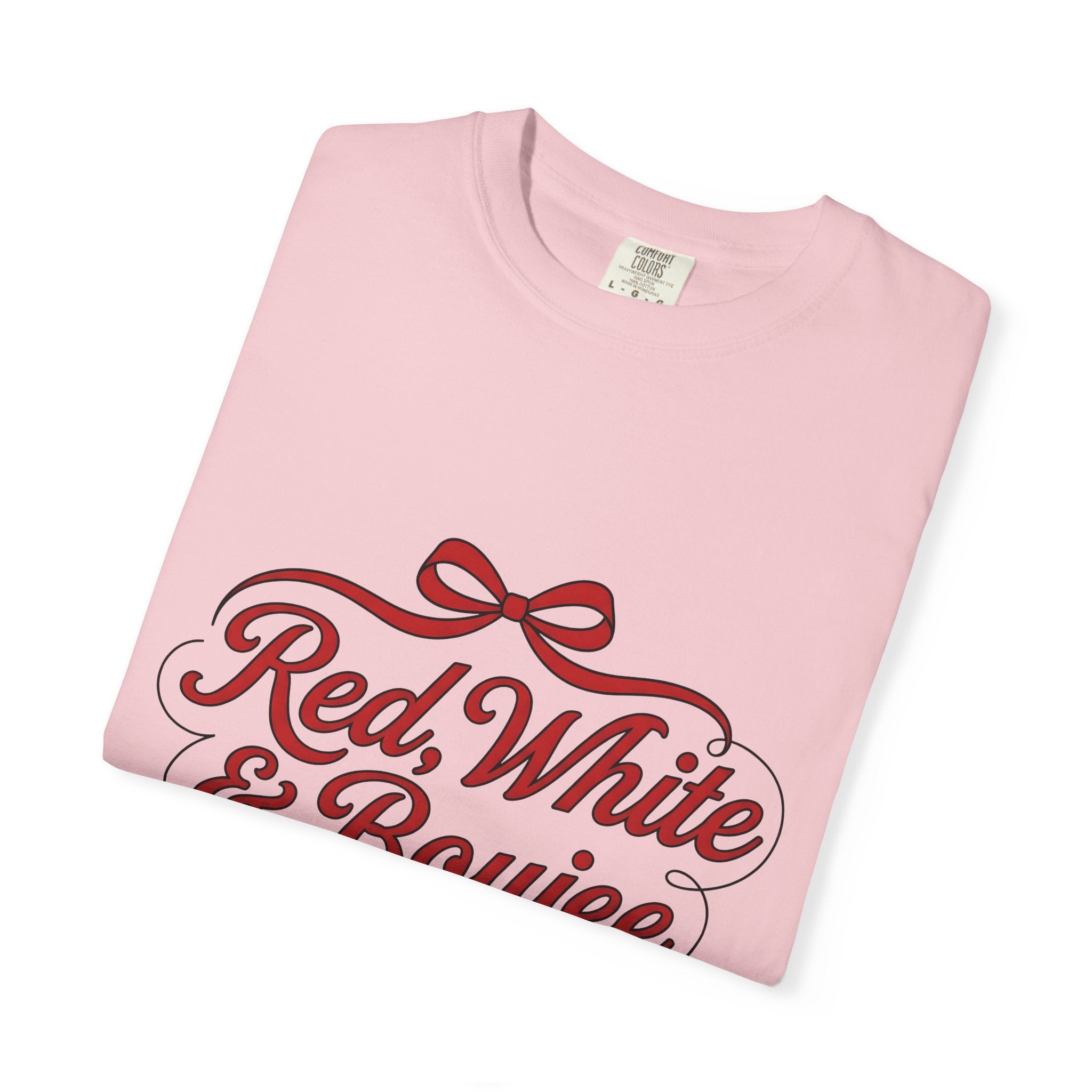 Red Ribbon Design Shirt 4th Of July Flag Gift Women Calligraphy Tee Ribbon T-Shirt Independence Day Fan Lettering Tshirt Banner Graphic