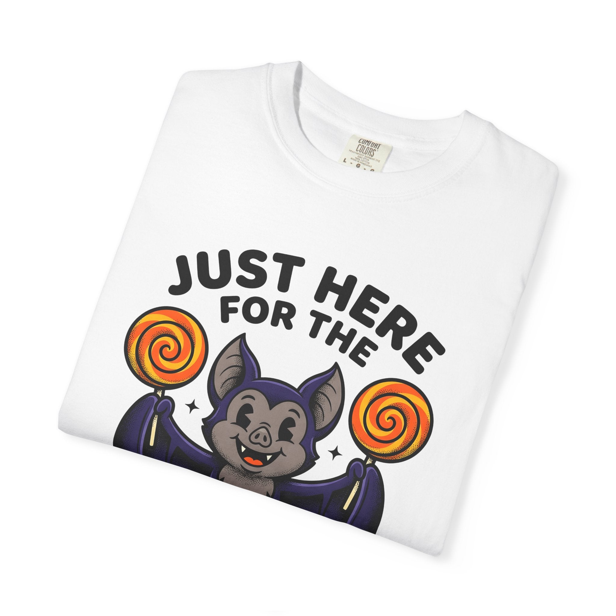 Bat Treat Shirt Halloween Monster Gift Women Caricature Tee Bat Snack T-Shirt Halloween Fan Cartoon Tshirt Creature Graphic Old School Candy