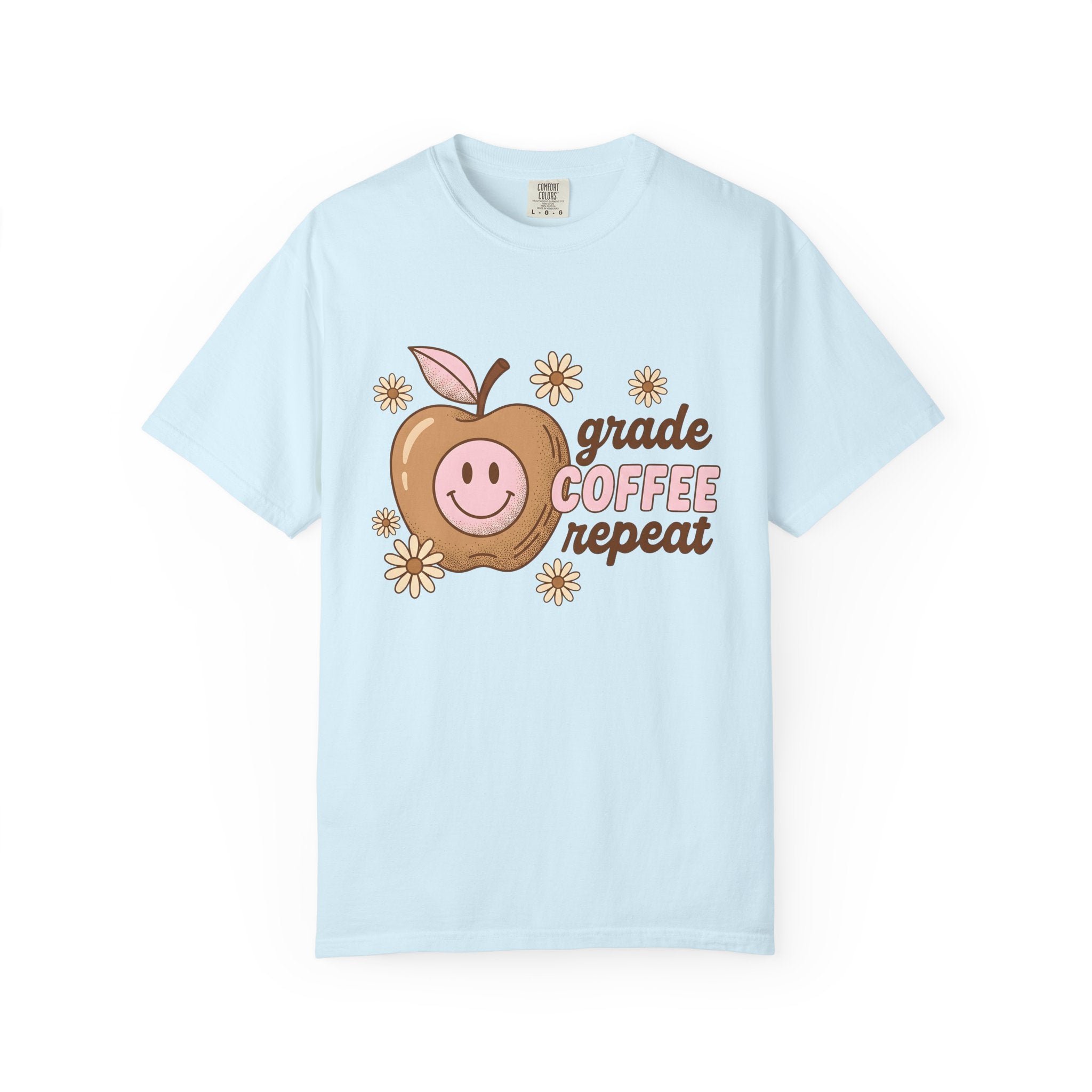 Cheerful Apple Shirt Teacher Mocha Gift Women Hand Drawn Tee Fruit T-Shirt Educator Enthusiast Coffee Tshirt Caffeinated Graphic Nostalgic