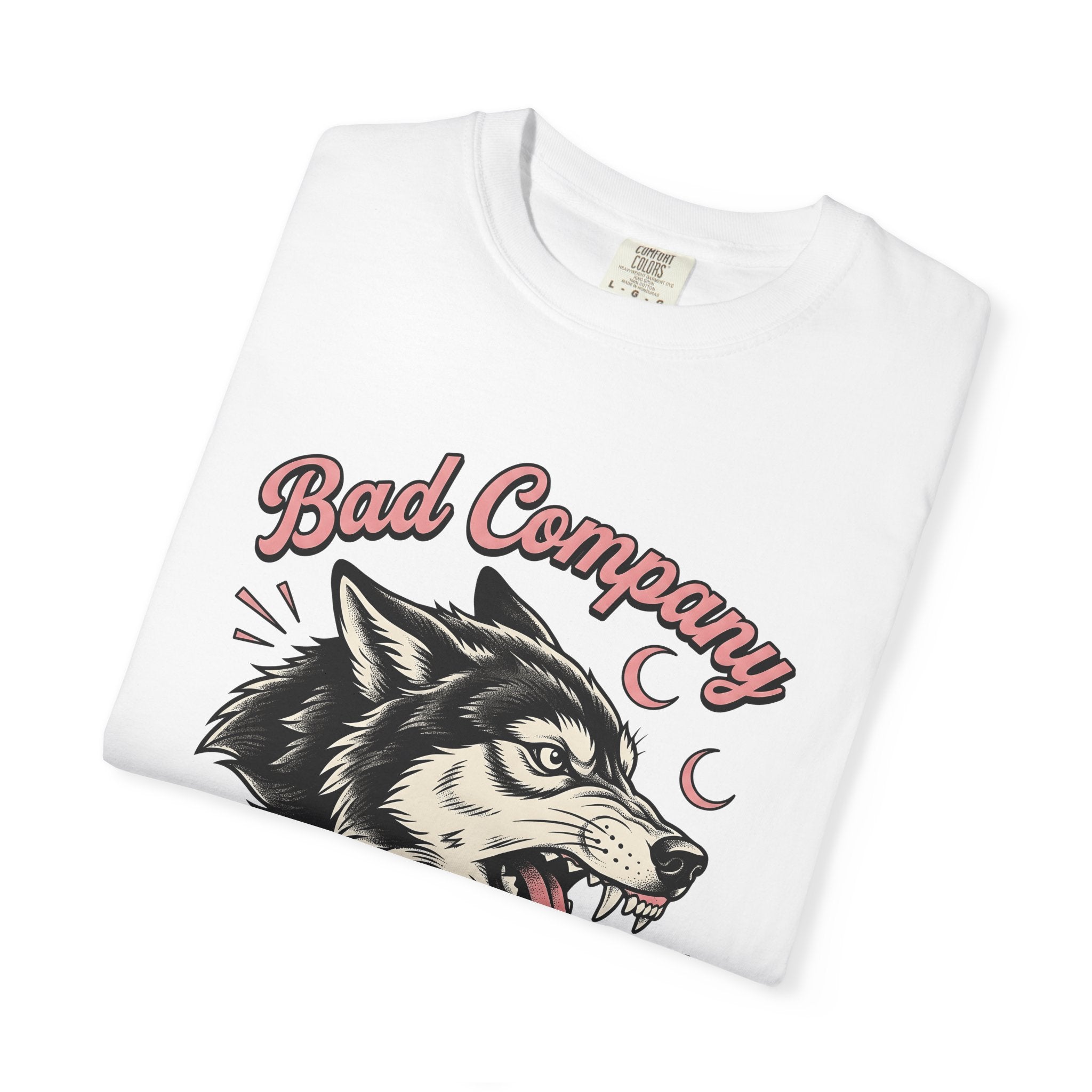 Wolf Portrait Shirt Animals Occult Gift Women Linework Tee Canine T-Shirt Wildlife Fan Illustration Graphic Tshirt Hand Drawn Crescent
