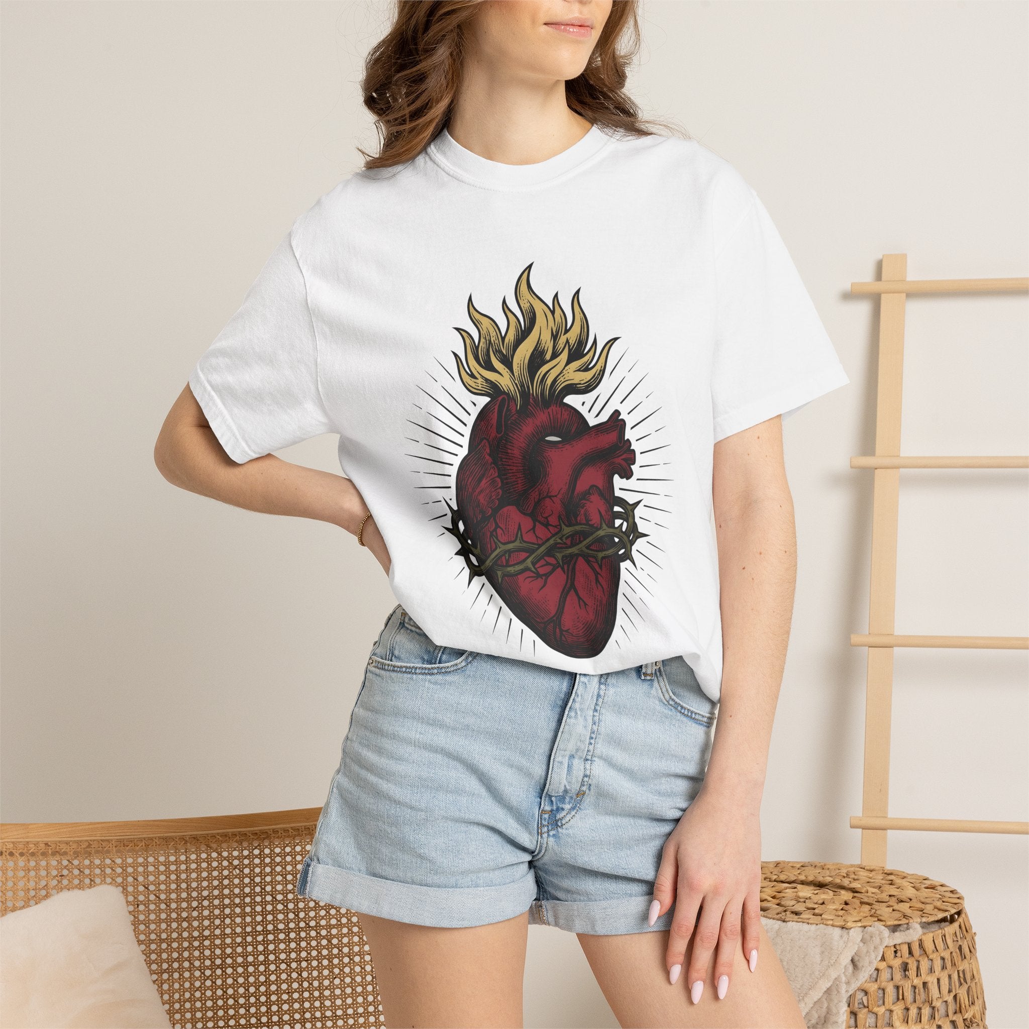 Anatomical Heart Shirt Boho Chic Meditation Gift Women Body Art Tee Cardiac T-Shirt Bohemian Enthusiast Tattoo Tshirt Mindfulness Graphic