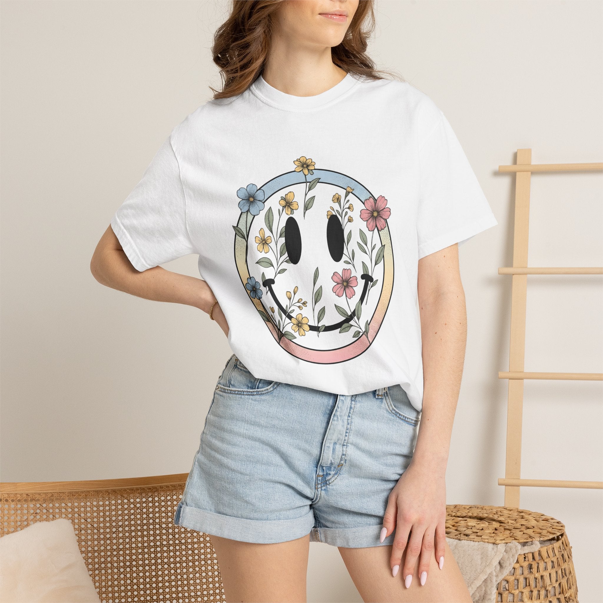 Smile Face Blossoms Shirt Boho Chic Flower Gift Women Hand Drawn Tee Smiley Face T-Shirt Bohemian Fan Illustrated Graphic Floral Design