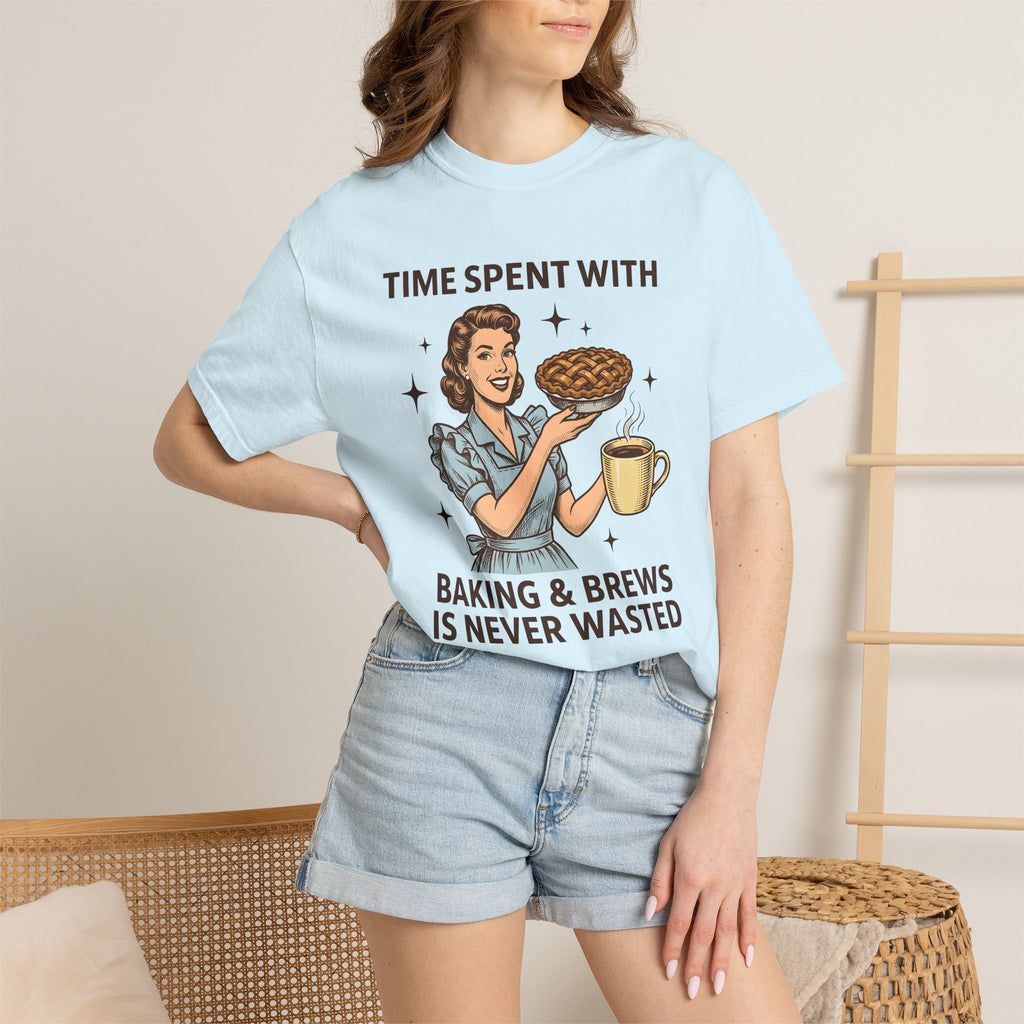 Woman Pie Coffee Shirt Coffee Baking Gift Women Vintage Tee Pastry T-Shirt Coffee Fan Distressed Tshirt Bakery Graphic Retro Stars Tshirt