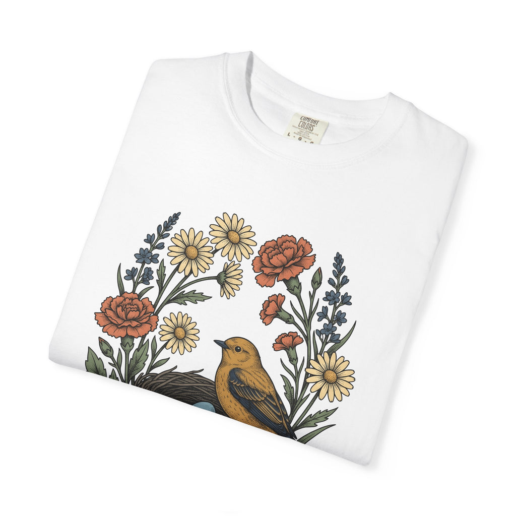 Bird Nest Shirt Mom Outdoors Gift Women Floral Tee Nest T-Shirt Mother Fan Botanical Tshirt Adventure Graphic Retro Wildflowers Tshirt