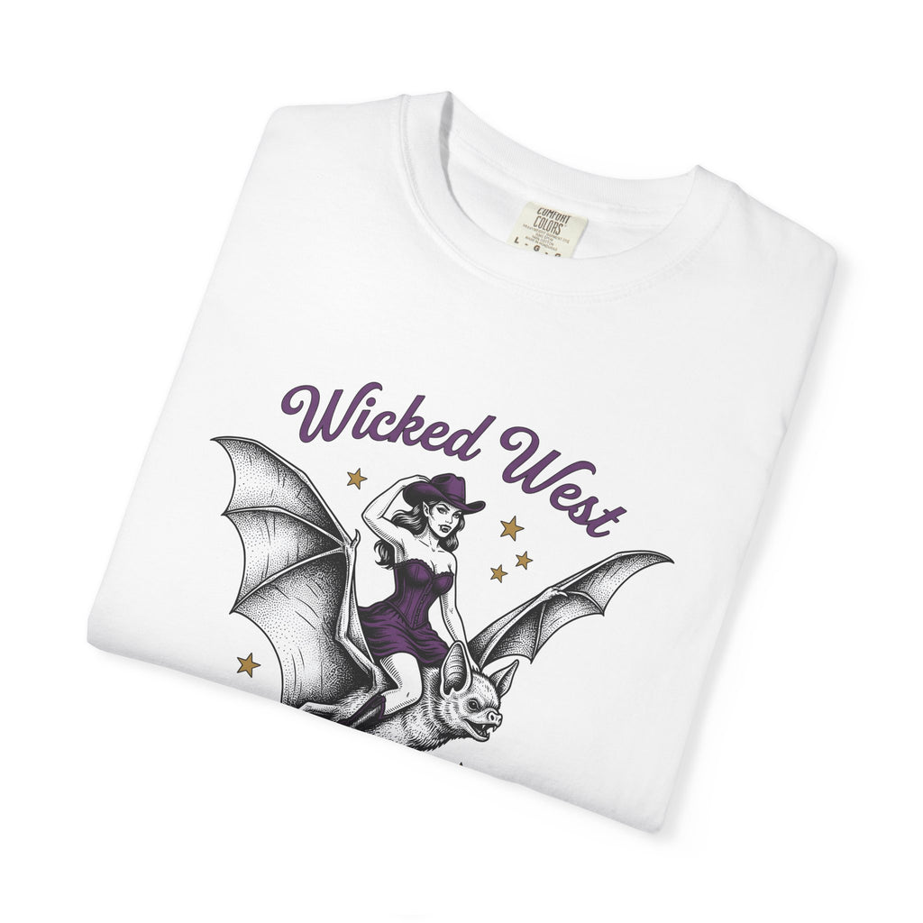 Cowgirl Bat Shirt Halloween Gothic Gift Women Vintage Tee Baseball Bat T-Shirt Horror Fan Dark Tshirt Gothic Graphic Retro Stars Tshirt