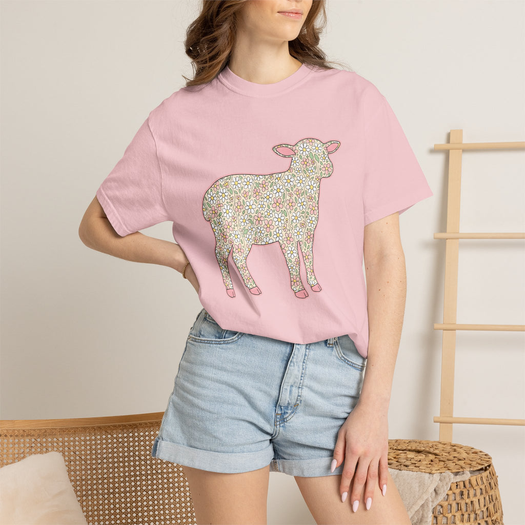 Bloom Lamb Shirt Easter Nature Gift Women Cartoon Tee Lamb T-Shirt Easter Fan Spring Tshirt Cartoon Tshirt Floral Graphic Vintage Blossom