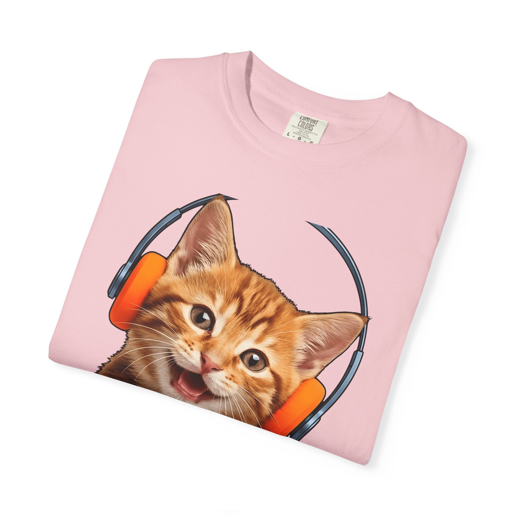 Ginger Cat Headphones Shirt Cat Melody Gift Women Whimsical Tee Orange Cat T-Shirt Cat Fan Fancy Art Tshirt Music Graphic Graphic Earbuds