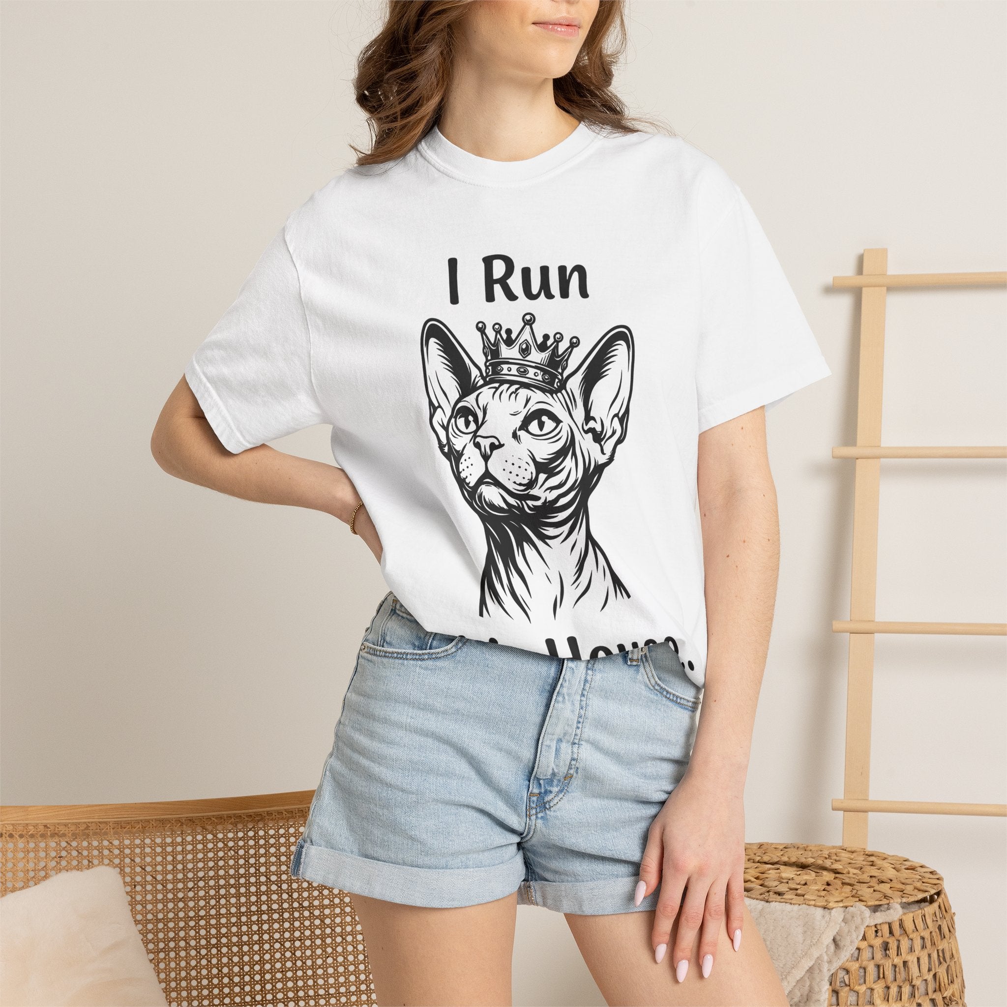 Sphynx Feline Shirt Cat Satire Gift Women Contour Tee Cat T-Shirt Feline Fan Minimalist Tshirt Parody Graphic Abstract Circlet Tshirt