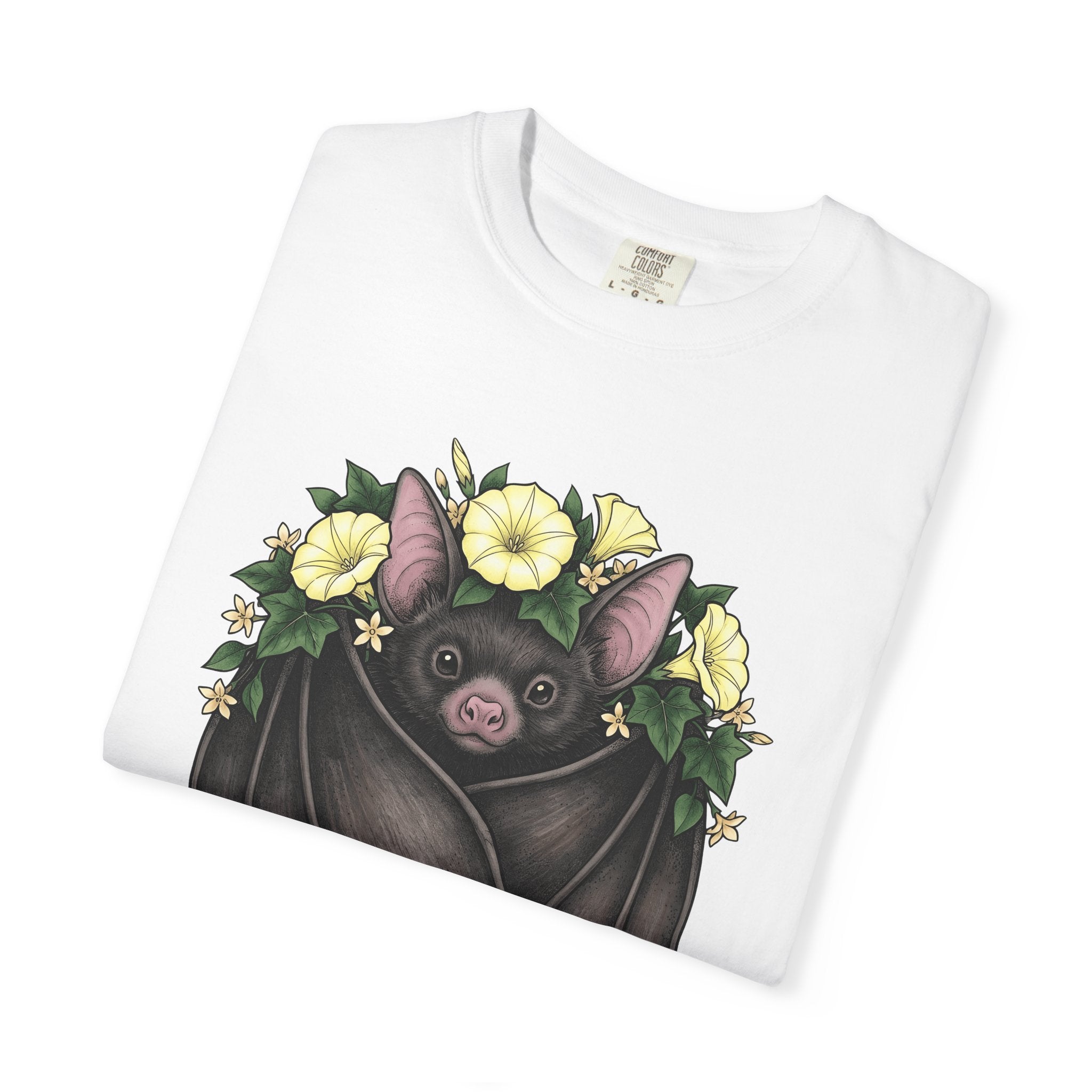 Bat Floral Shirt Animal Gothic Gift Women Hand Drawn Tee Bat T-Shirt Creature Fan Illustrated Tshirt Dark Graphic Vintage Morning Glory