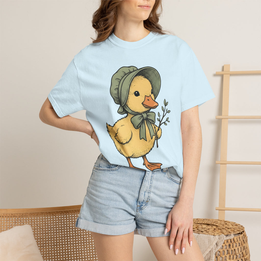 Baby Duck Bonnet Shirt Easter Bloom Gift Women Antique Tee Duckling T-Shirt Easter Fan Baby Bonnet Tshirt Vintage Illustration Line Art Limb