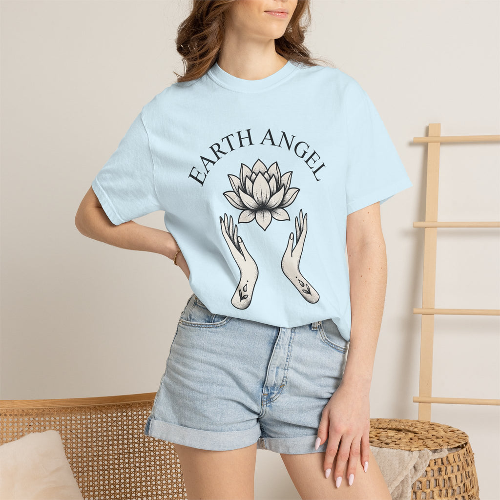 Lotus Hands Shirt Boho Chic Yoga Gift Women Minimalist Tee Mudra T-Shirt Bohemian Enthusiast Simple Tshirt Meditation Graphic Sleek Petals