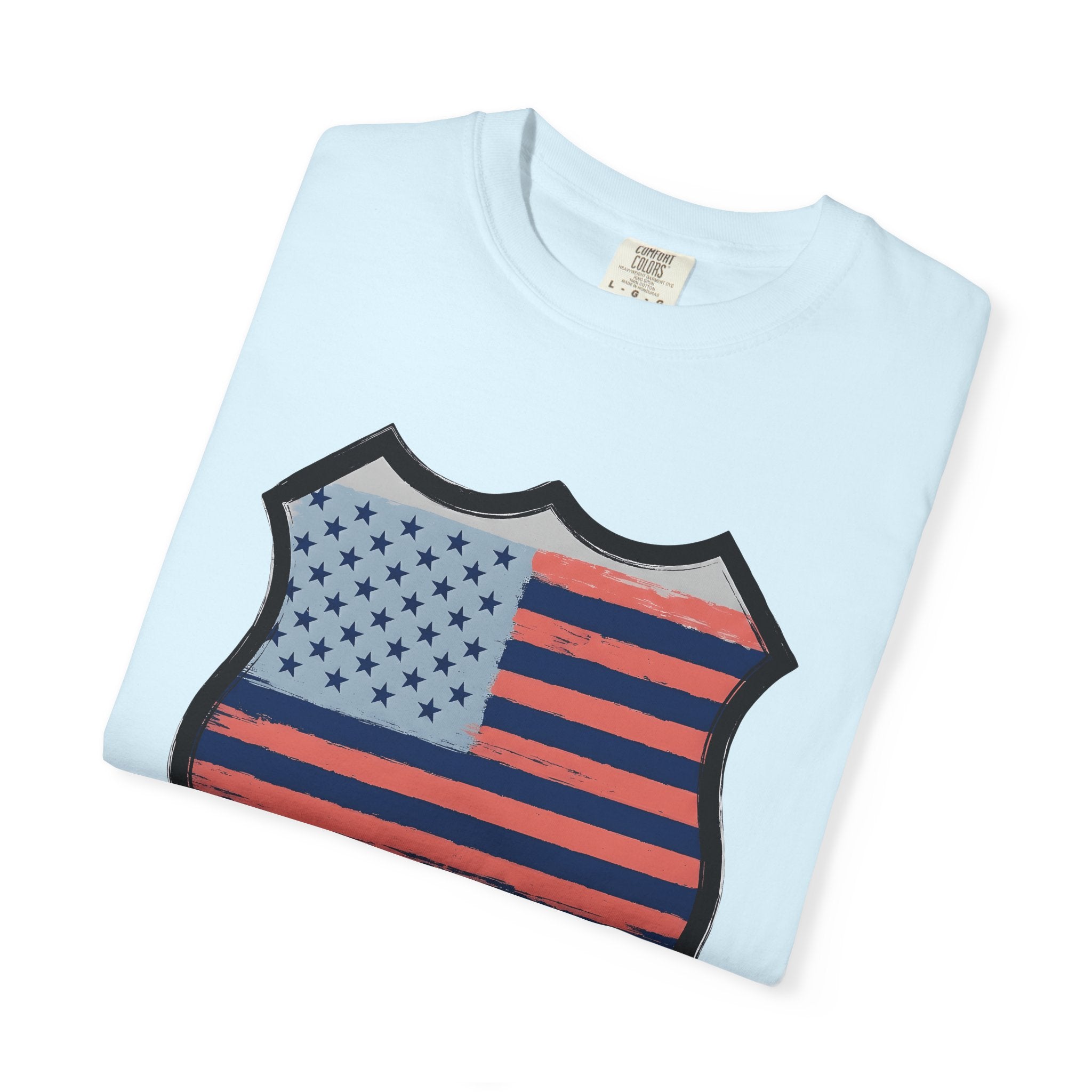 American Flag Badge Shirt America Patriotic Gift Women Distressed Tee Badge T-Shirt American Fan Patriotic Graphic Vintage Stars Tshirt
