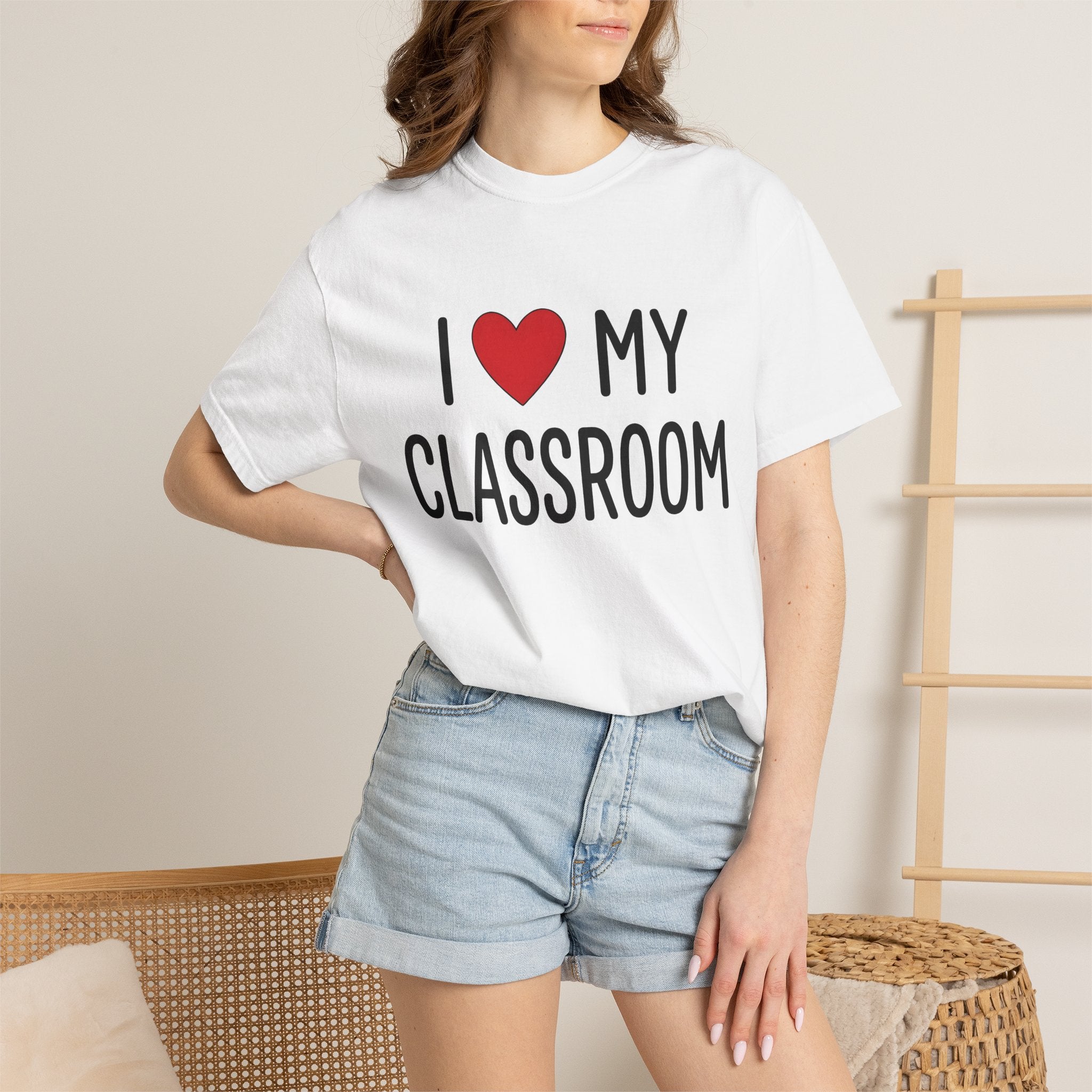 Heart Classroom Shirt Teacher School Gift Women Bold Tee Classroom T-Shirt Educator Enthusiast Graphic Tshirt Simple Design Illustration