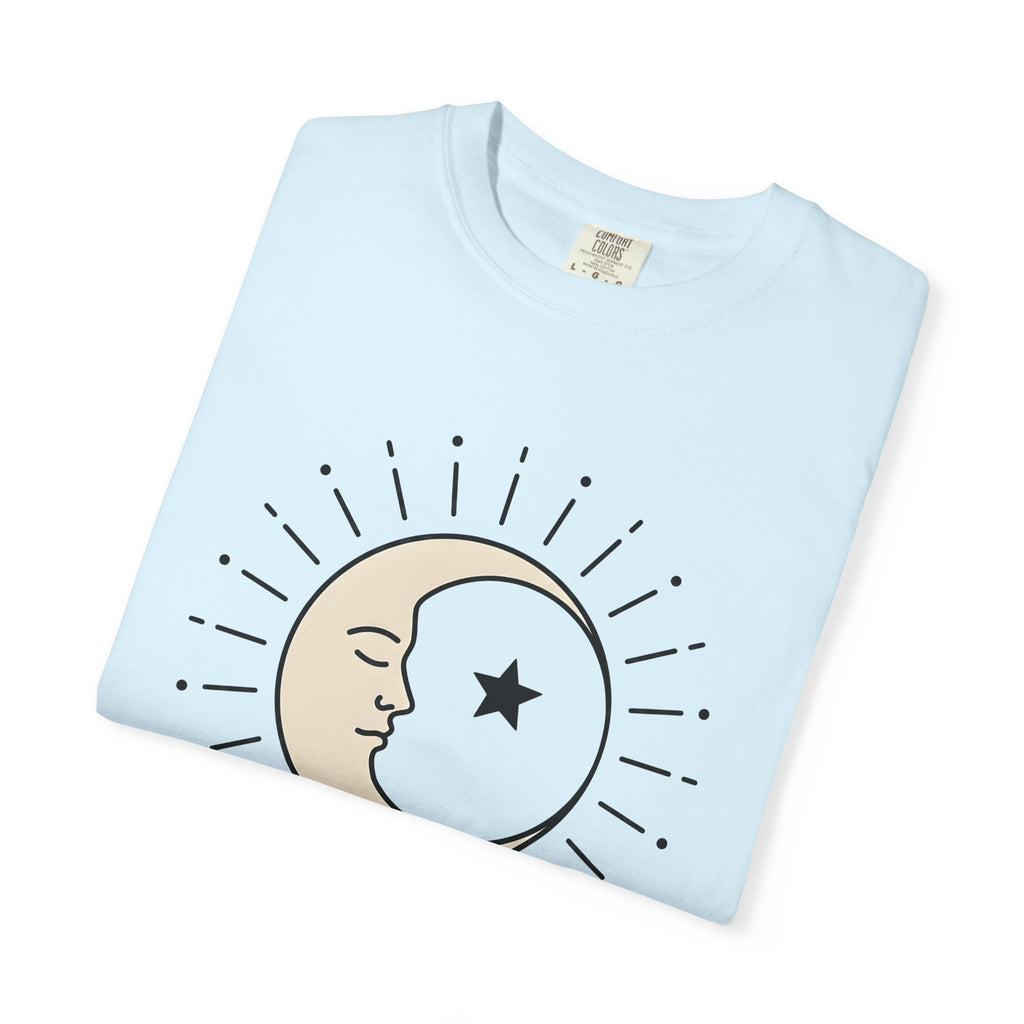 Moon Face Shirt Boho Chic Celestial Gift Women Line Art Tee Moon T-Shirt Bohemian Fan Illustrative Tshirt Galaxy Graphic Minimalist Star