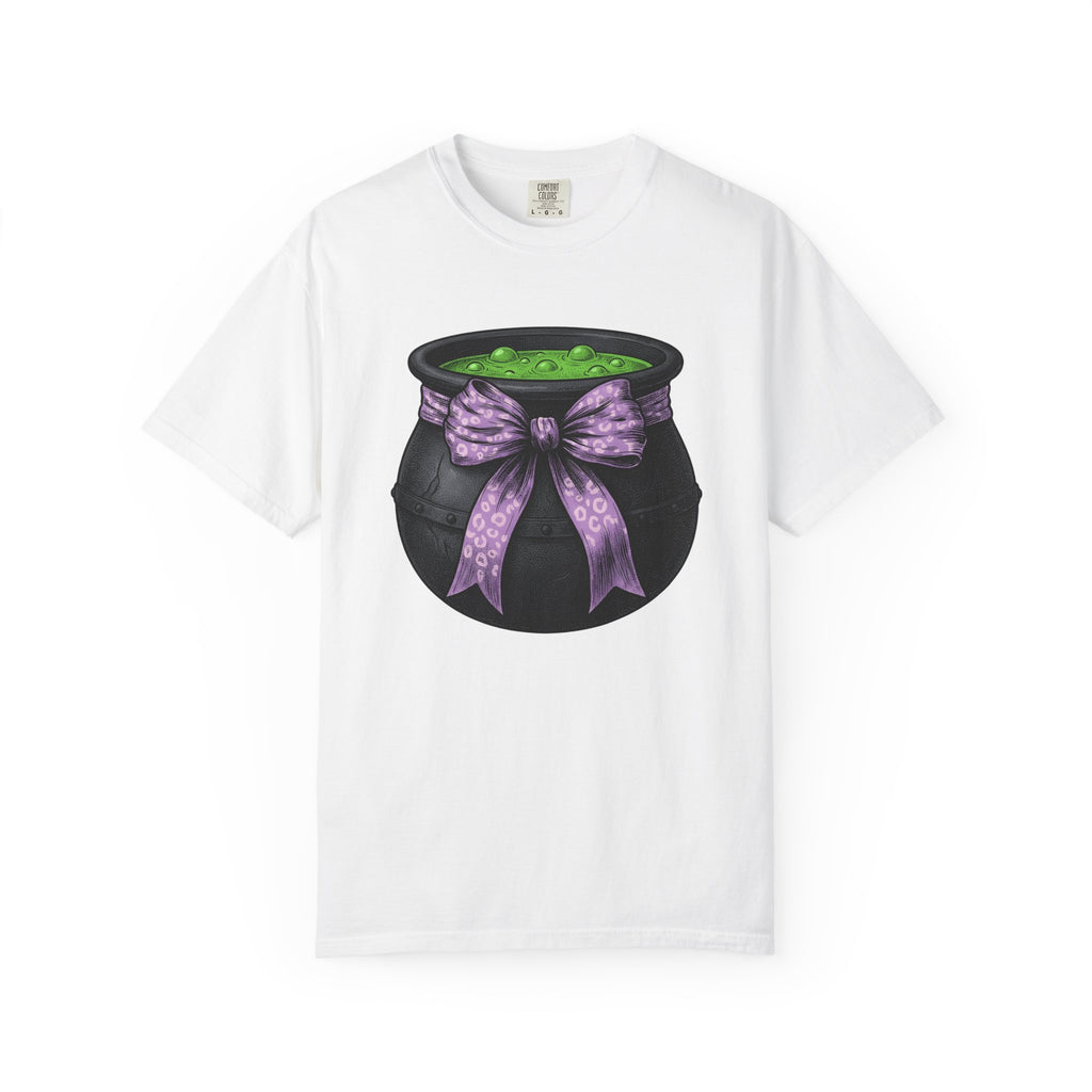 Magic Cauldron Shirt Halloween Sorcery Gift Women Dark Tee Cauldron T-Shirt Horror Fan Gothic Tshirt Witchcraft Graphic Retro Ribbon Tshirt