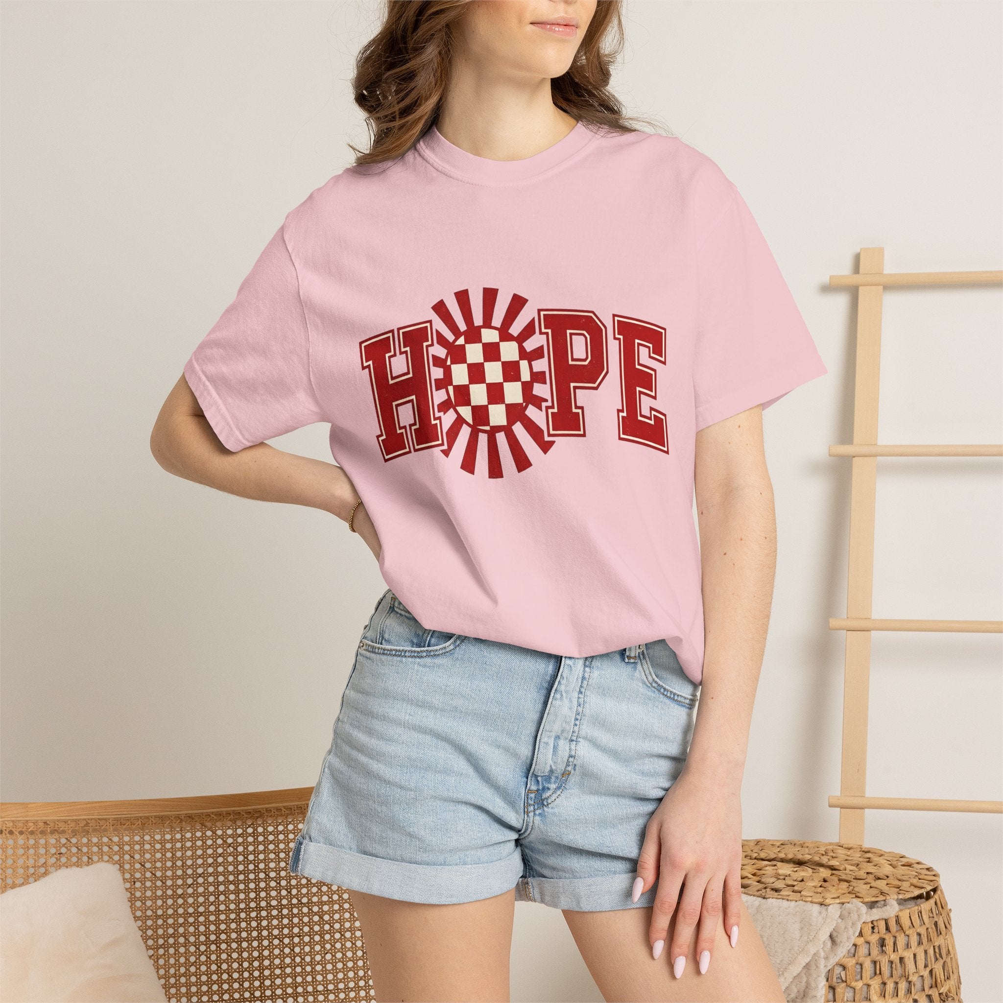 Radiating Checkered Pattern Shirt St. Valentine's Day Encouragement Gift Women Athletic Tee Plaid T-Shirt Valentine Fan Sporty Tshirt