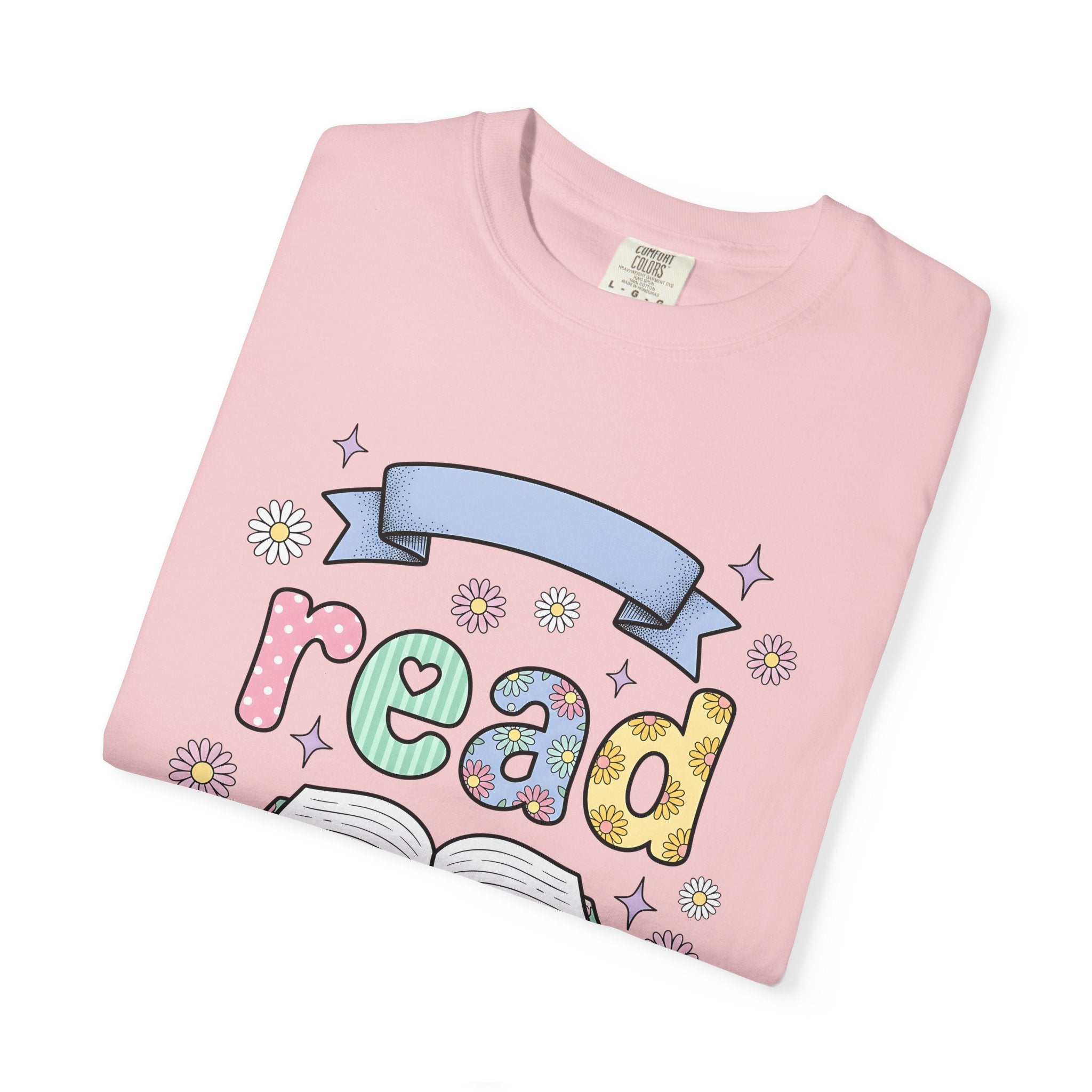 Open Book Shirt Teacher Reading Gift Women Cute Tee Booklet T-Shirt Educator Enthusiast Adorable Tshirt Literacy Graphic Pastel Flowers
