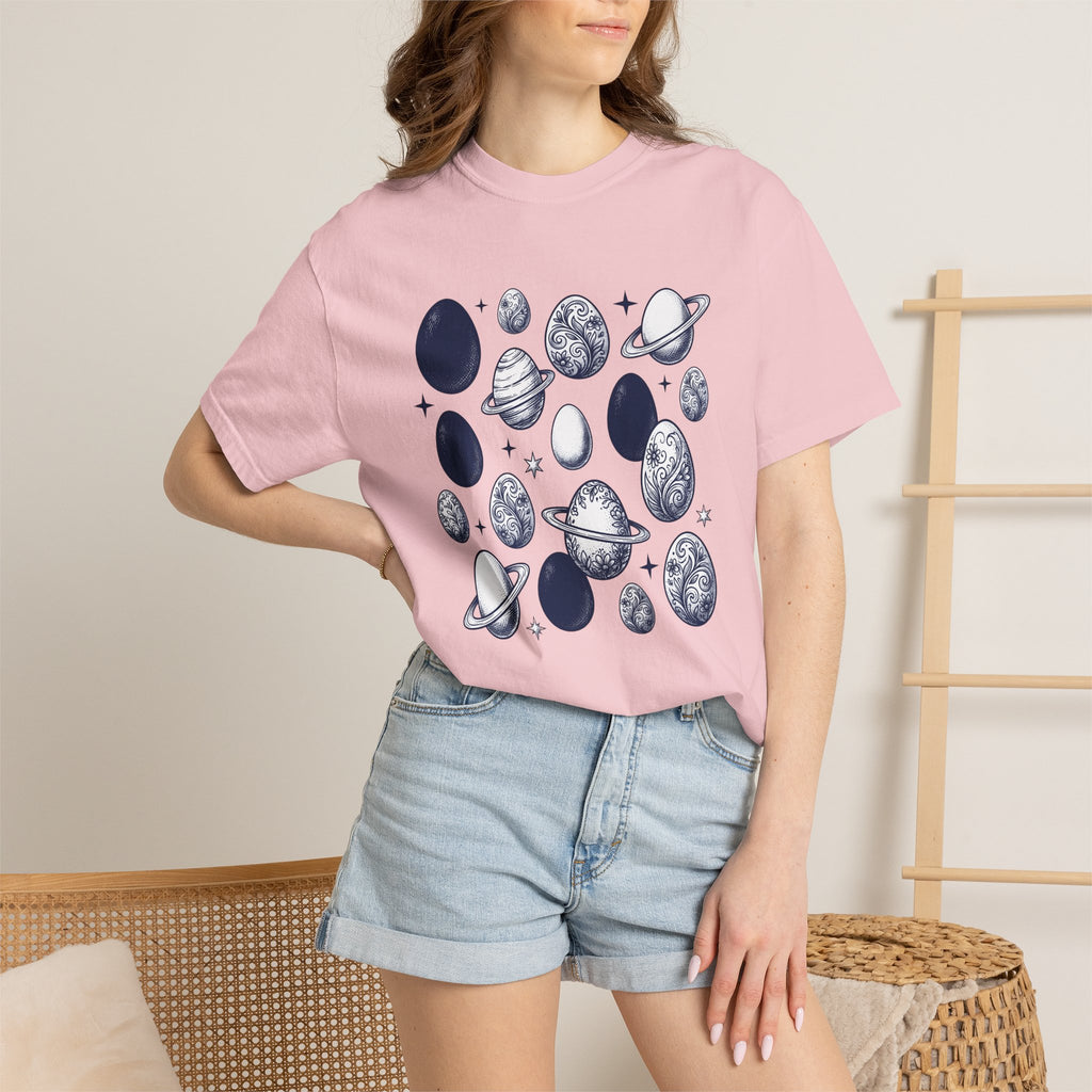 Painted Easter Eggs Shirt Easter Galaxy Gift Women Retro Tee Easter Eggs T-Shirt Easter Fan Vintage Tshirt Space Graphic Sketch Orbital