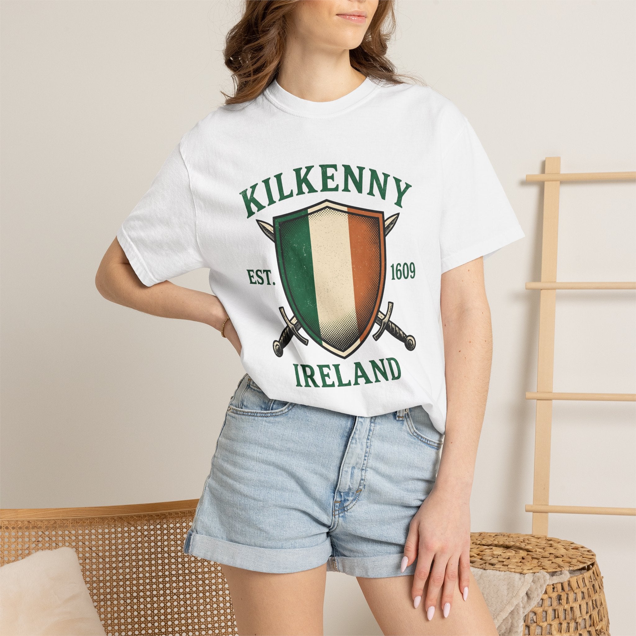 Irish Coat Shield Shirt St Patrick's Day Lineage Gift Women Hand Drawn Tee Crest T-Shirt Heritage Enthusiast Heraldic Tshirt Family Graphic